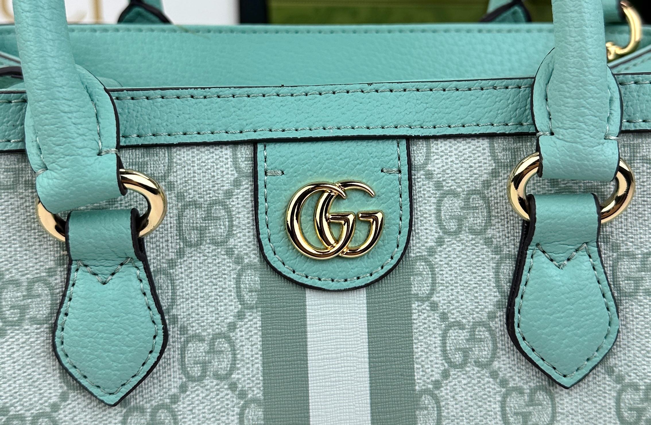 Ophidiaシリーズの洗練された新型バッグ