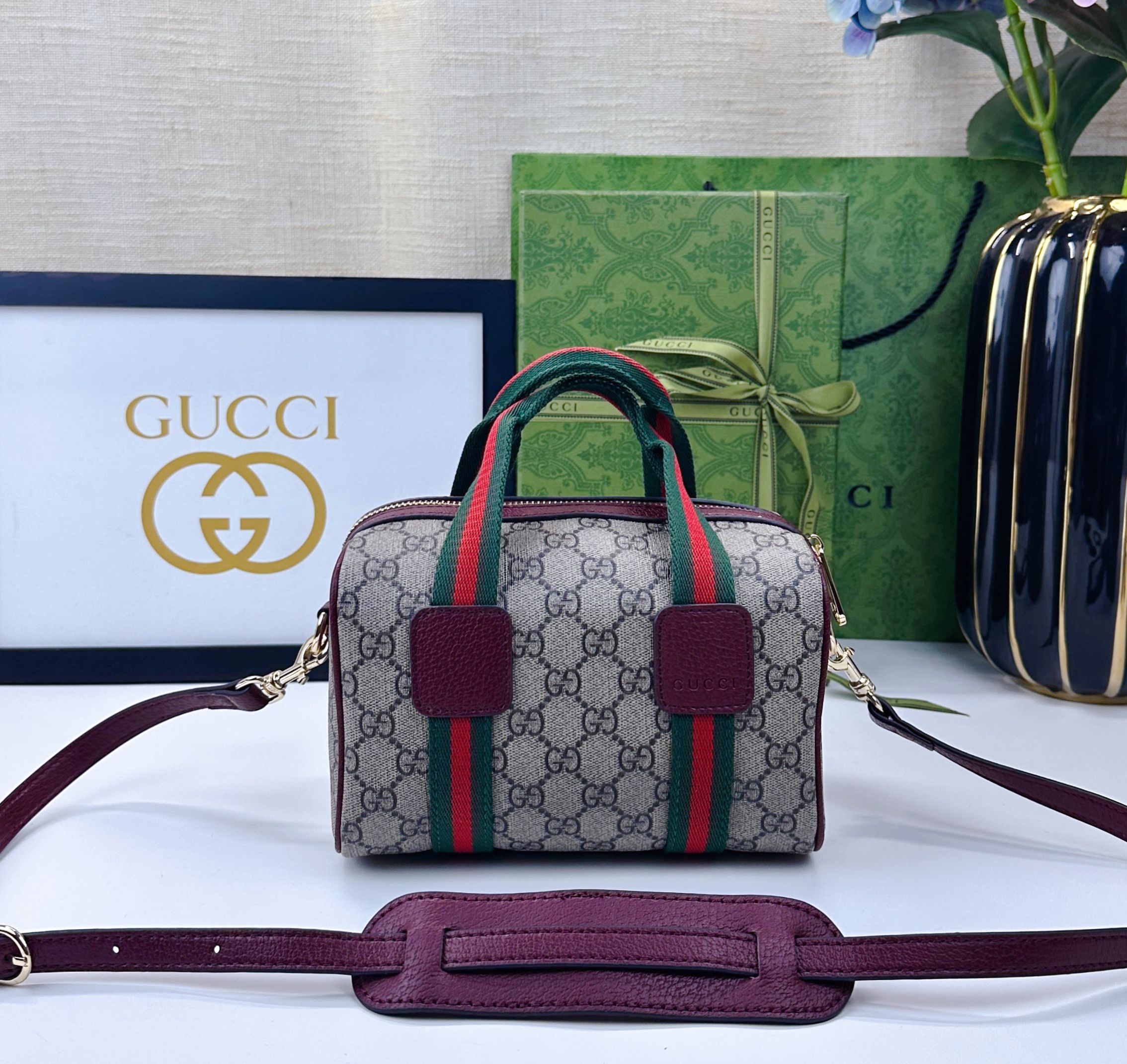 Gucci Mini GG手袋 - 旅行包のクラシックデザインを再現