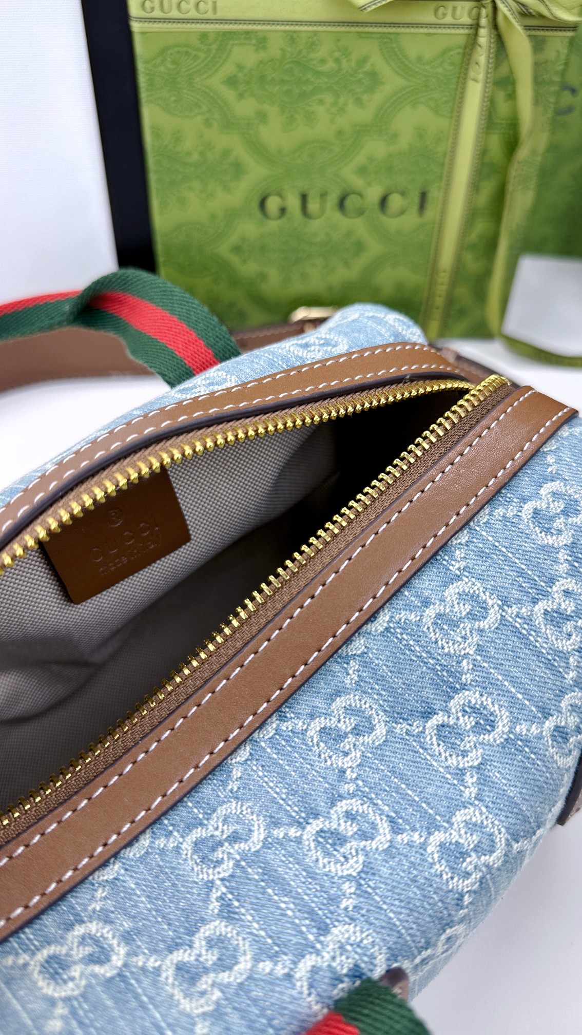 Gucci Mini GG手袋 - クラシックな旅行バッグスタイル