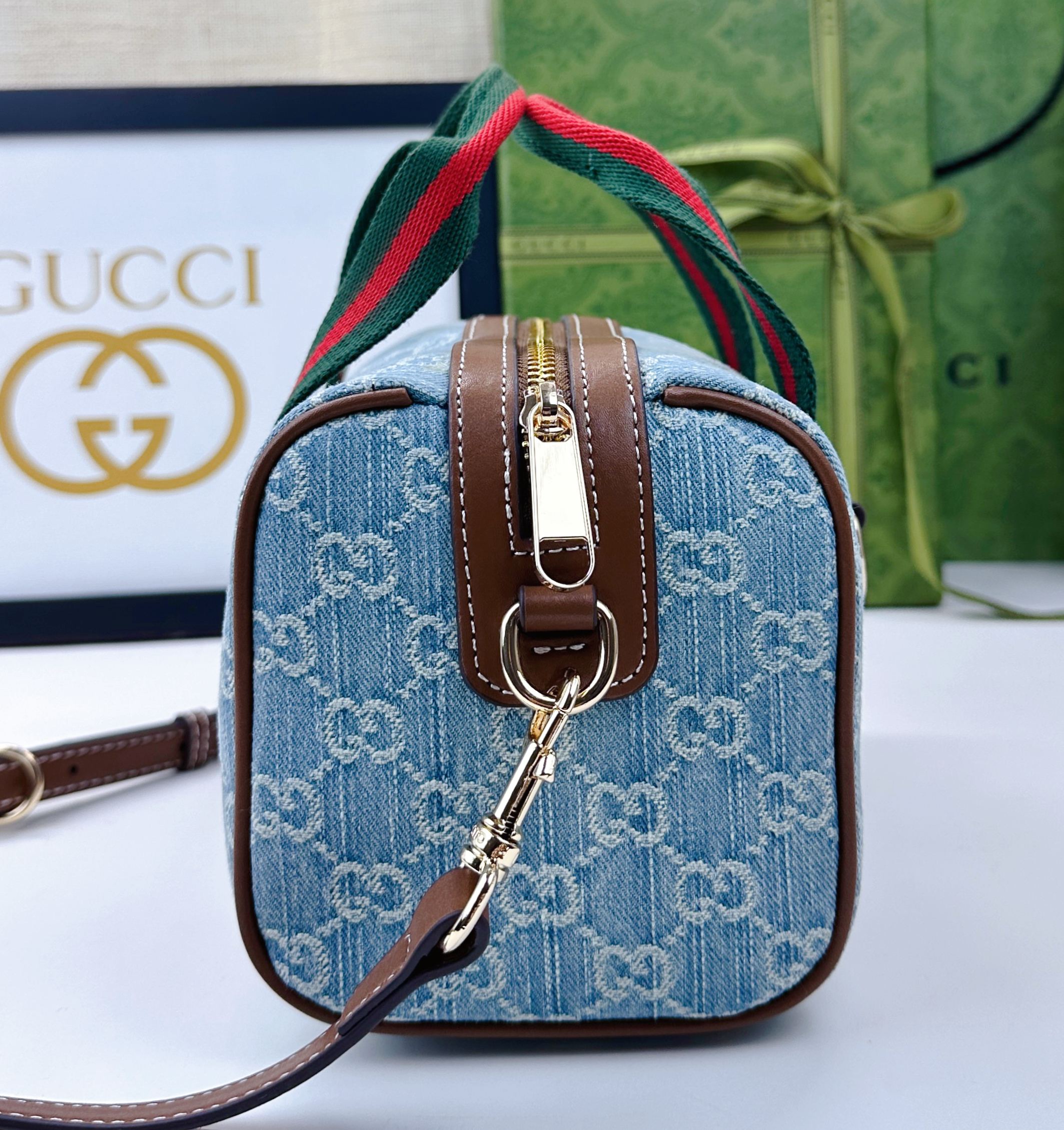 Gucci Mini GG手袋 - クラシックな旅行バッグスタイル