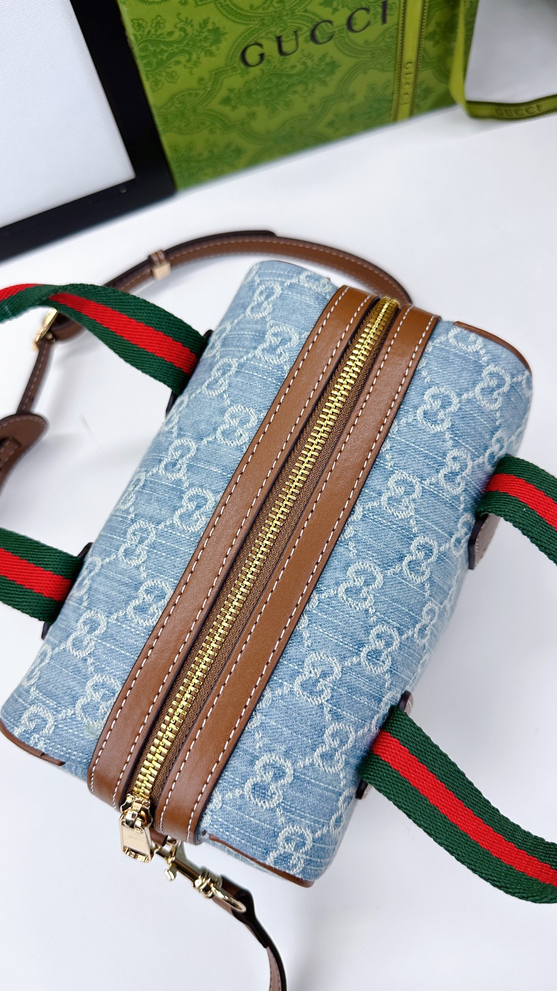 Gucci Mini GG手袋 - クラシックな旅行バッグスタイル