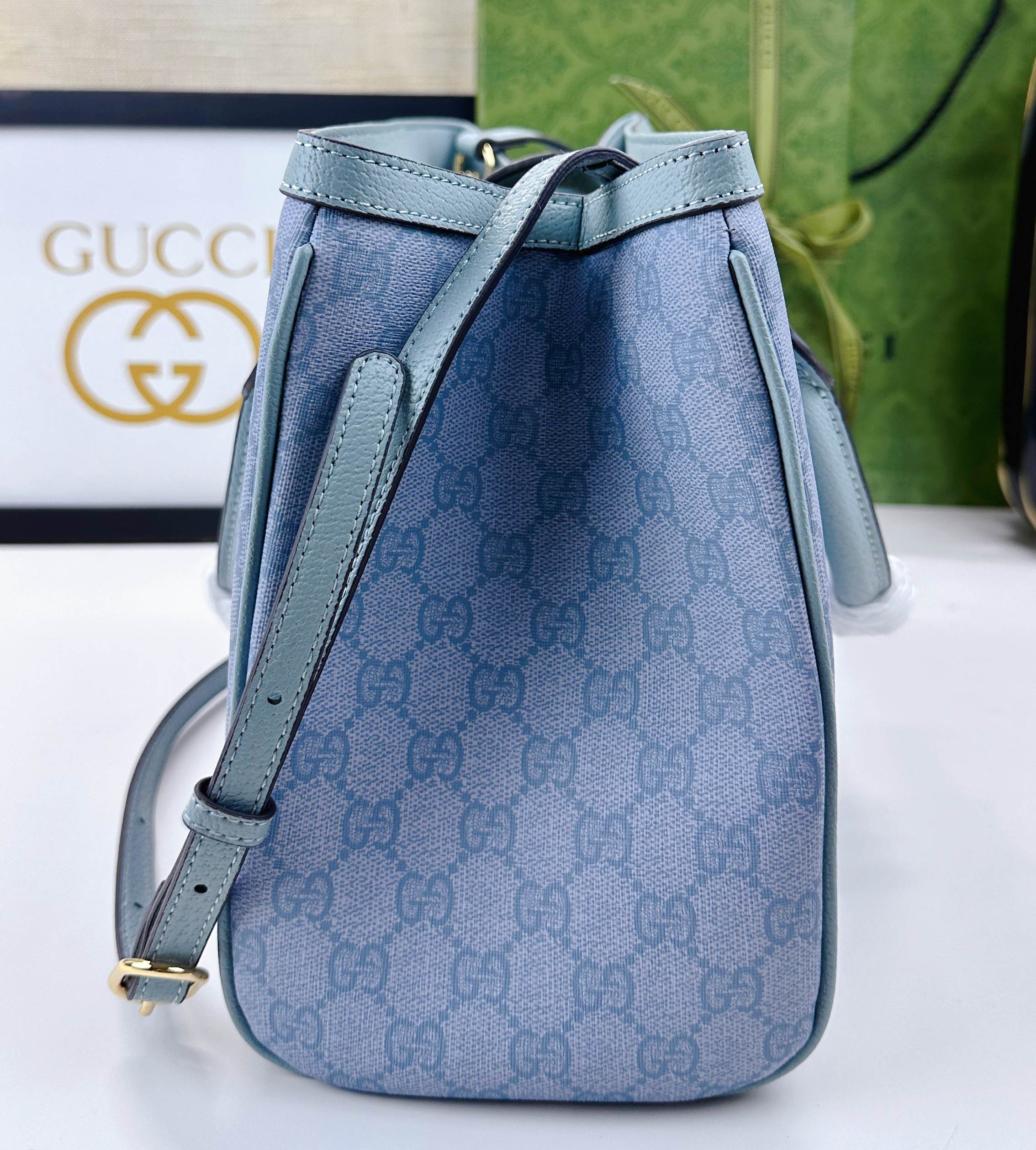 Ophidiaシリーズの新しいデザインバッグ