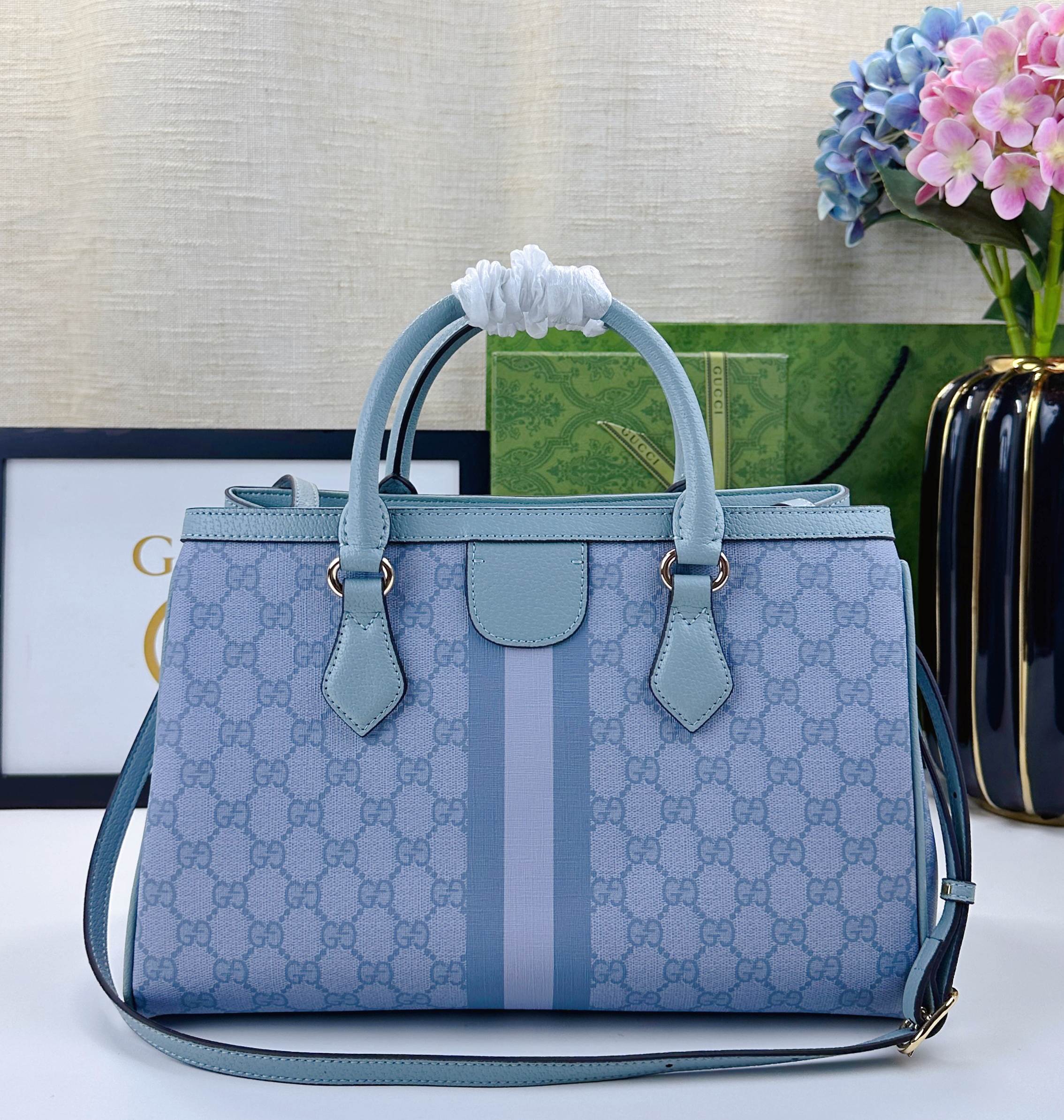 Ophidiaシリーズの新しいデザインバッグ