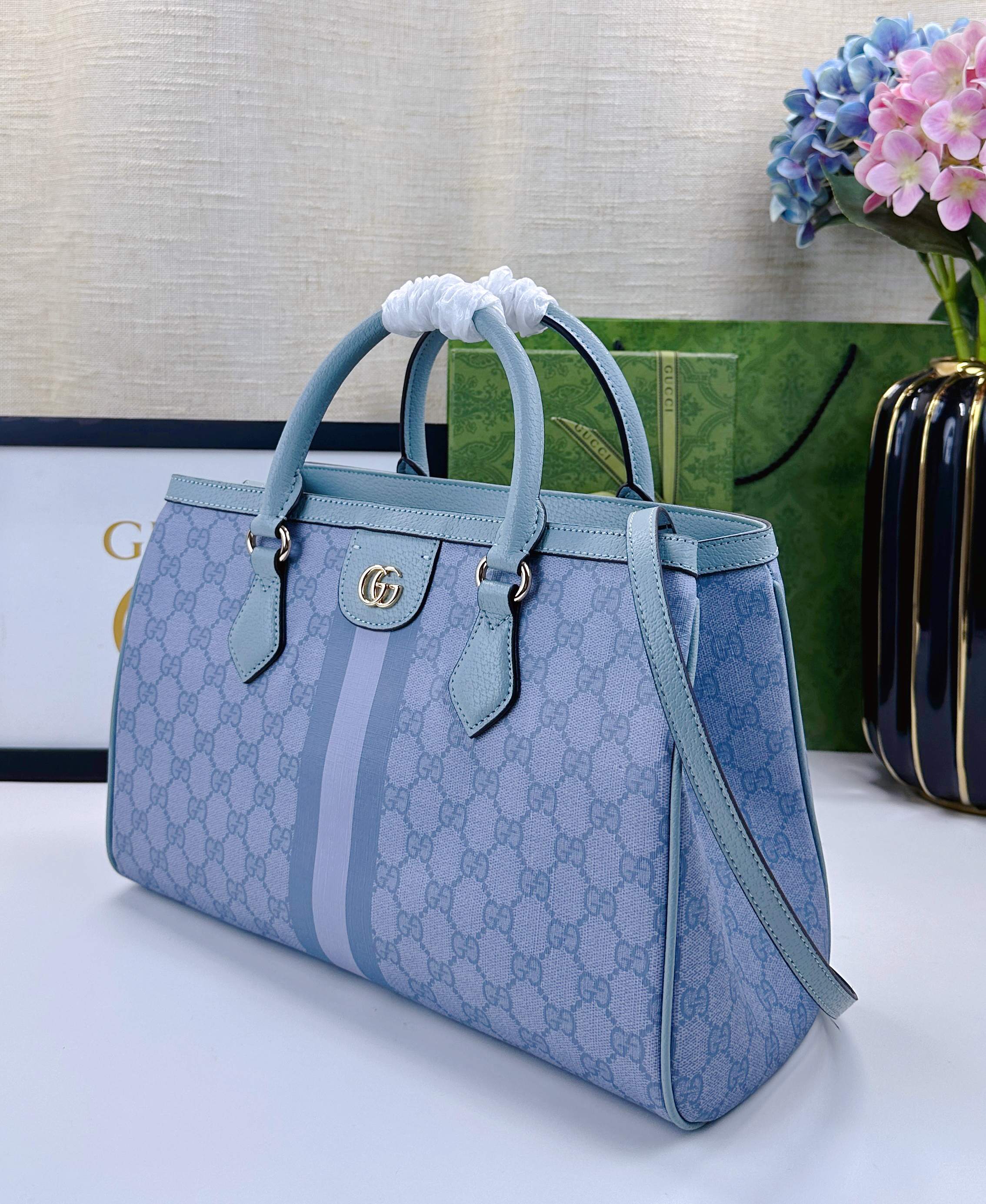 Ophidiaシリーズの新しいデザインバッグ