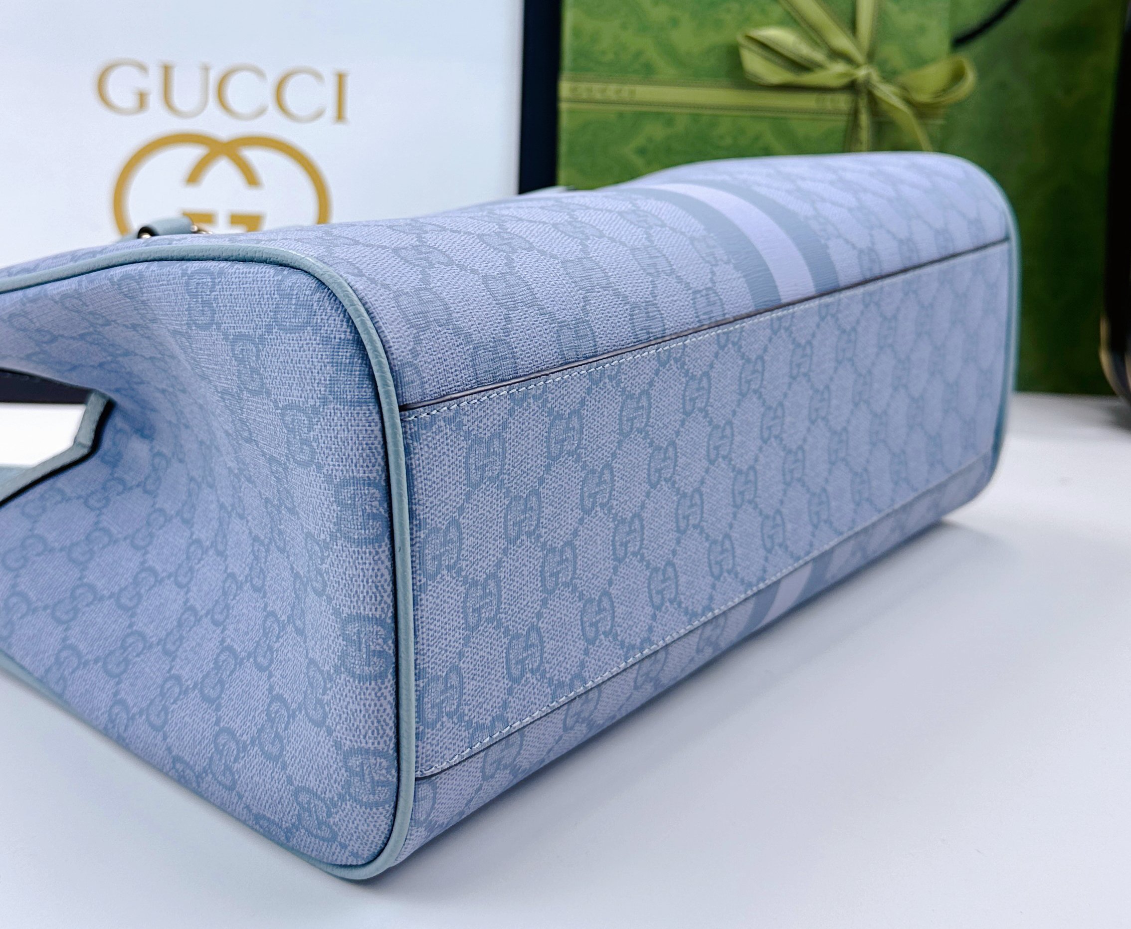 Ophidiaシリーズの新しいデザインバッグ