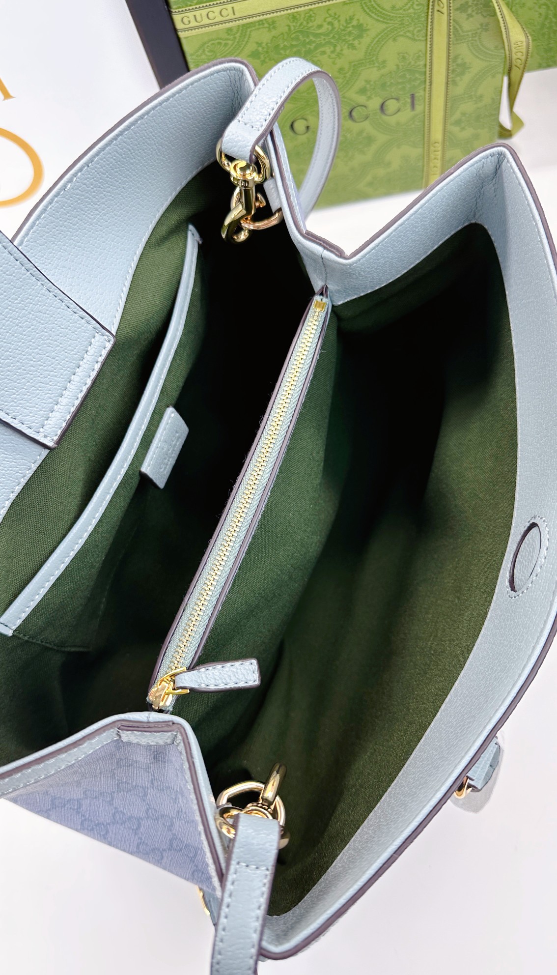 Ophidiaシリーズの新しいデザインバッグ