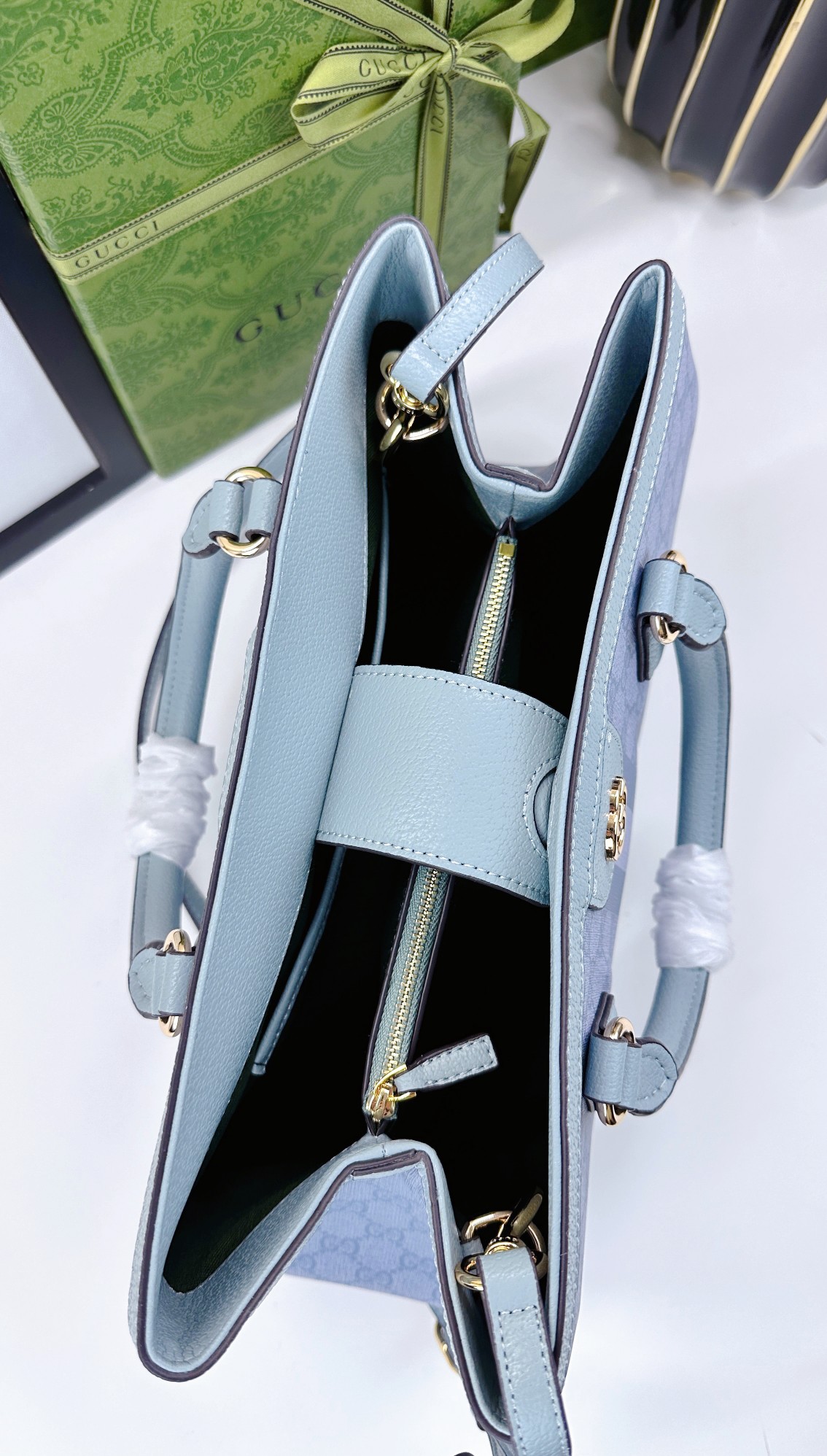 Ophidiaシリーズの新しいデザインバッグ