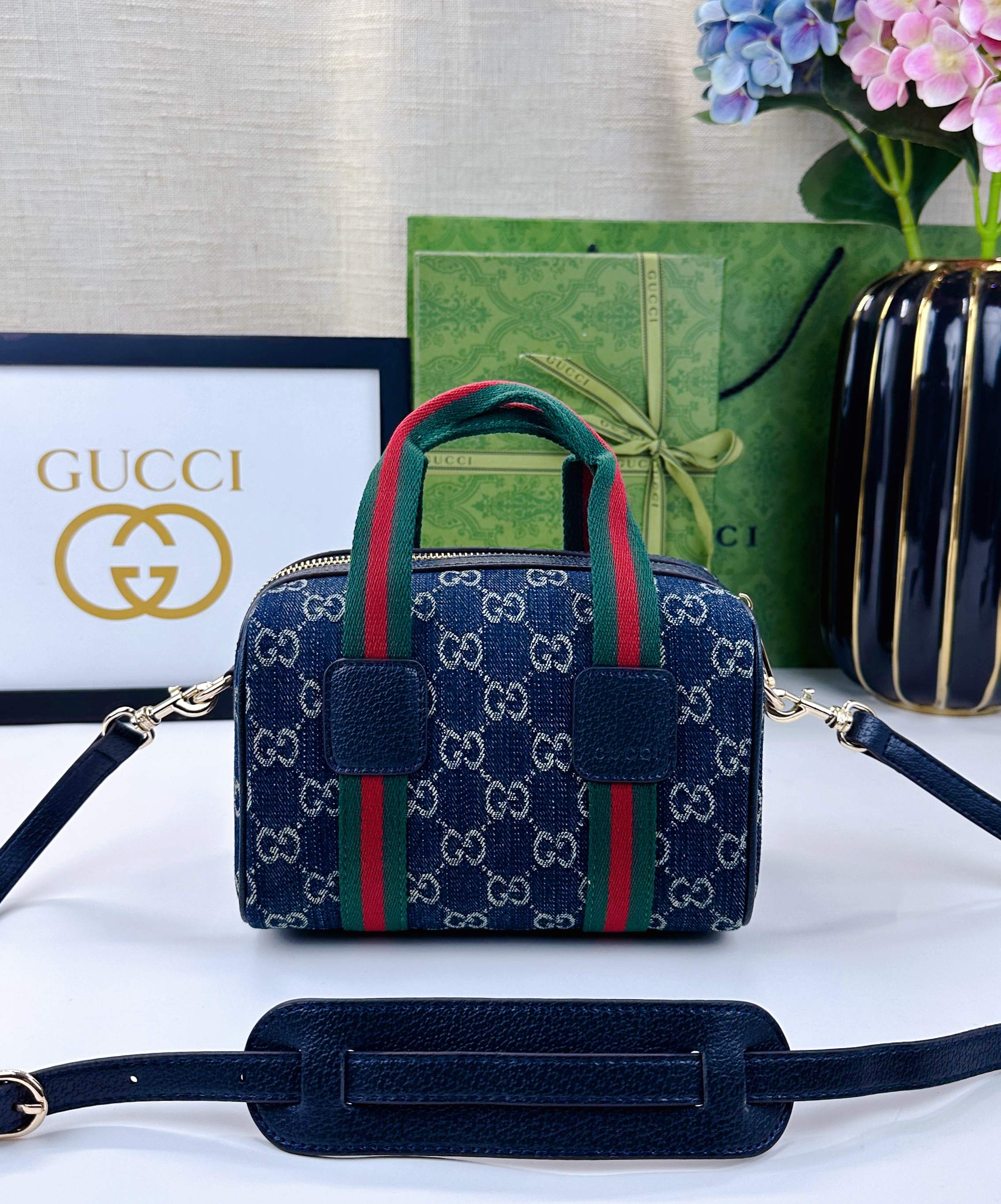 Gucci Mini GG手袋 - 旅行包のクラシックを再解釈したデザイン