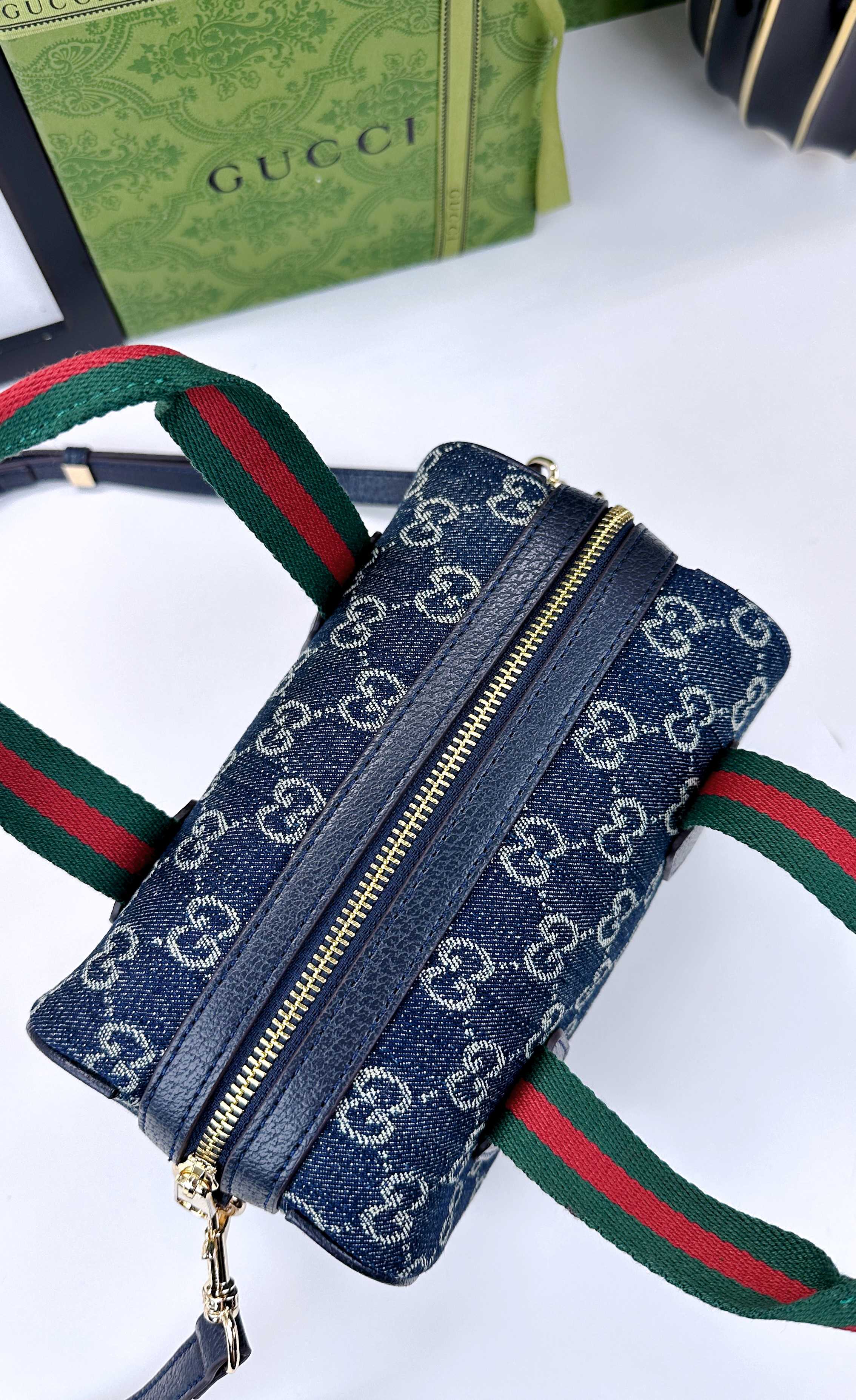 Gucci Mini GG手袋 - 旅行包のクラシックを再解釈したデザイン
