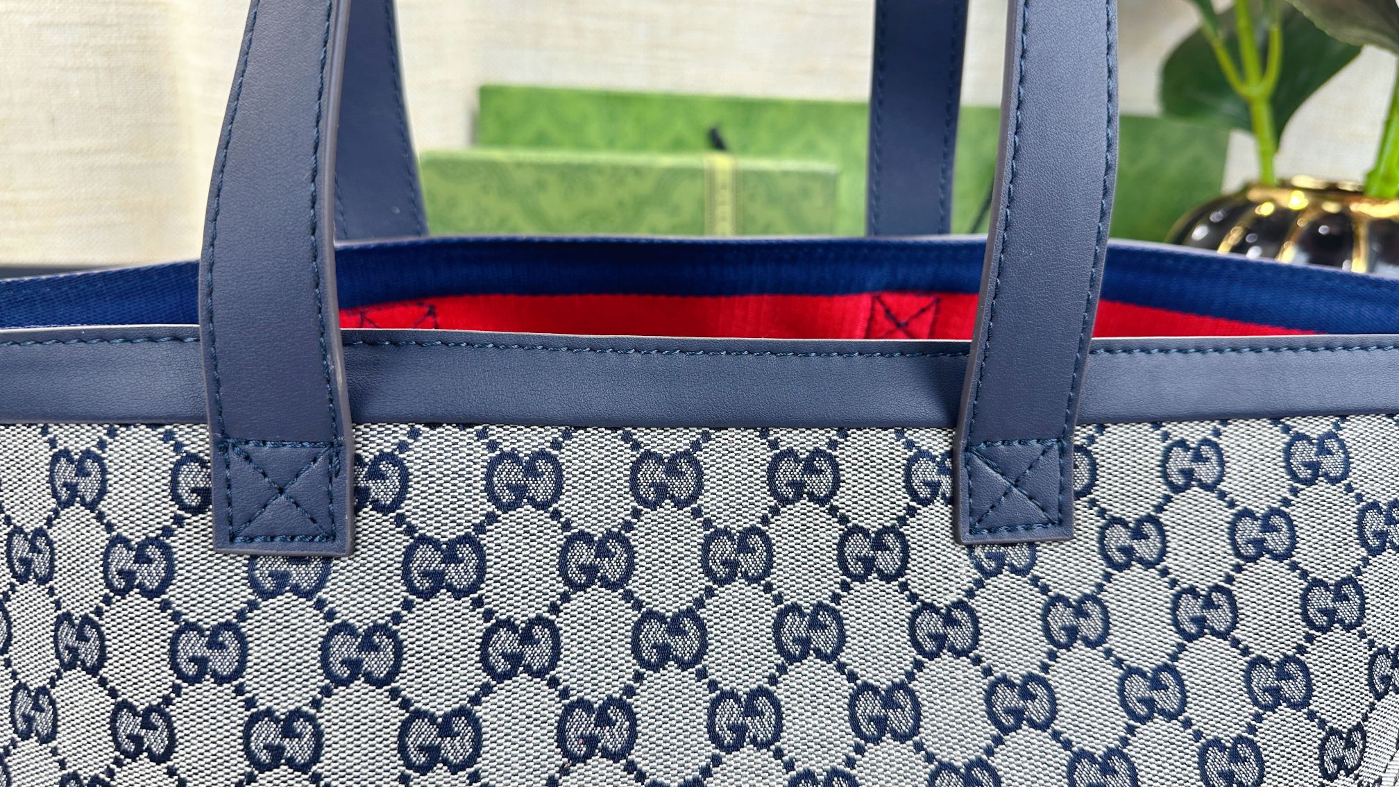 Gucci Totissima 中号托特包 - 実用的かつ洗練されたデザイン