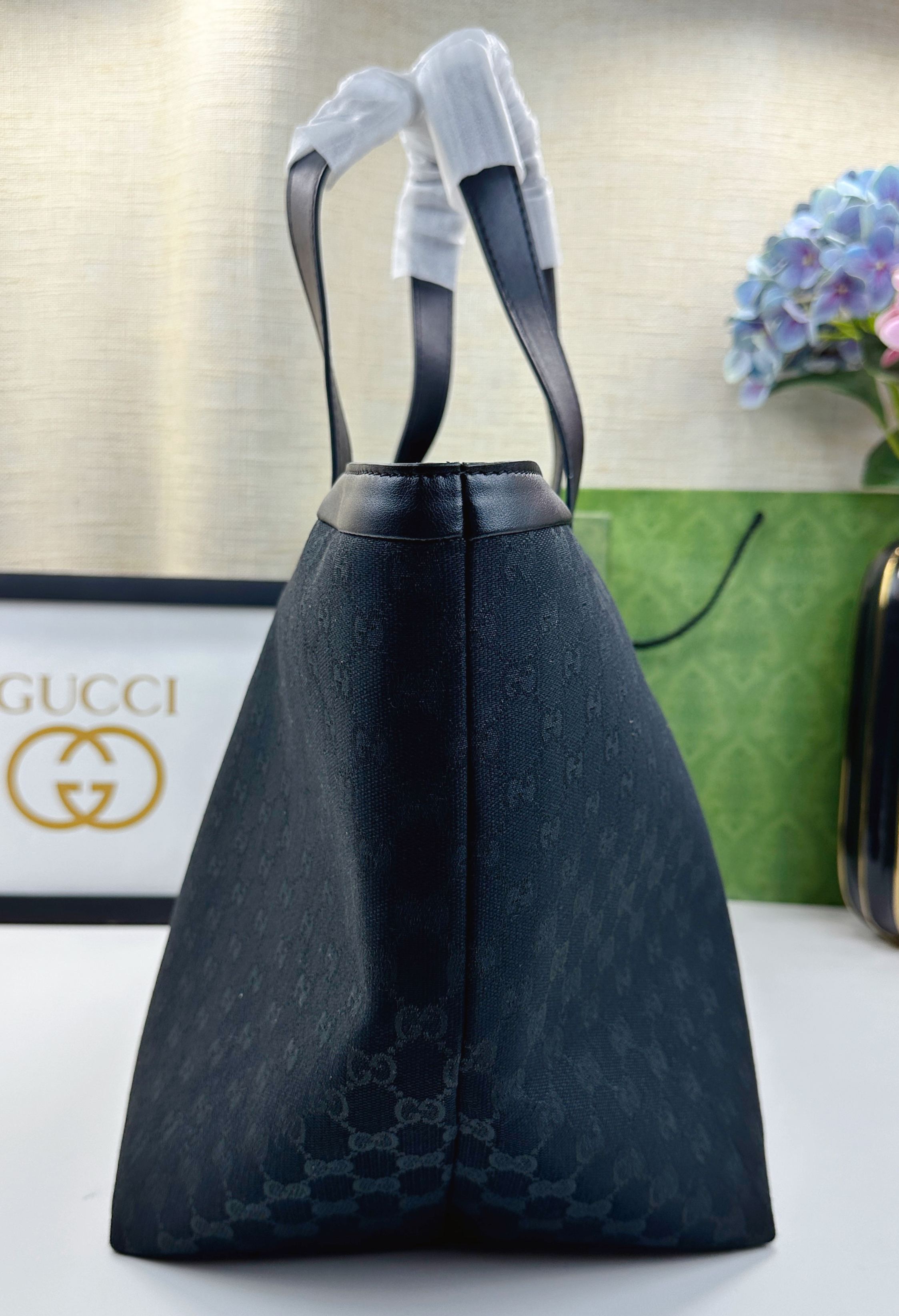 Gucci Totissima 中号托特包 - 実用性と洗練さを兼ね備えたデザイン