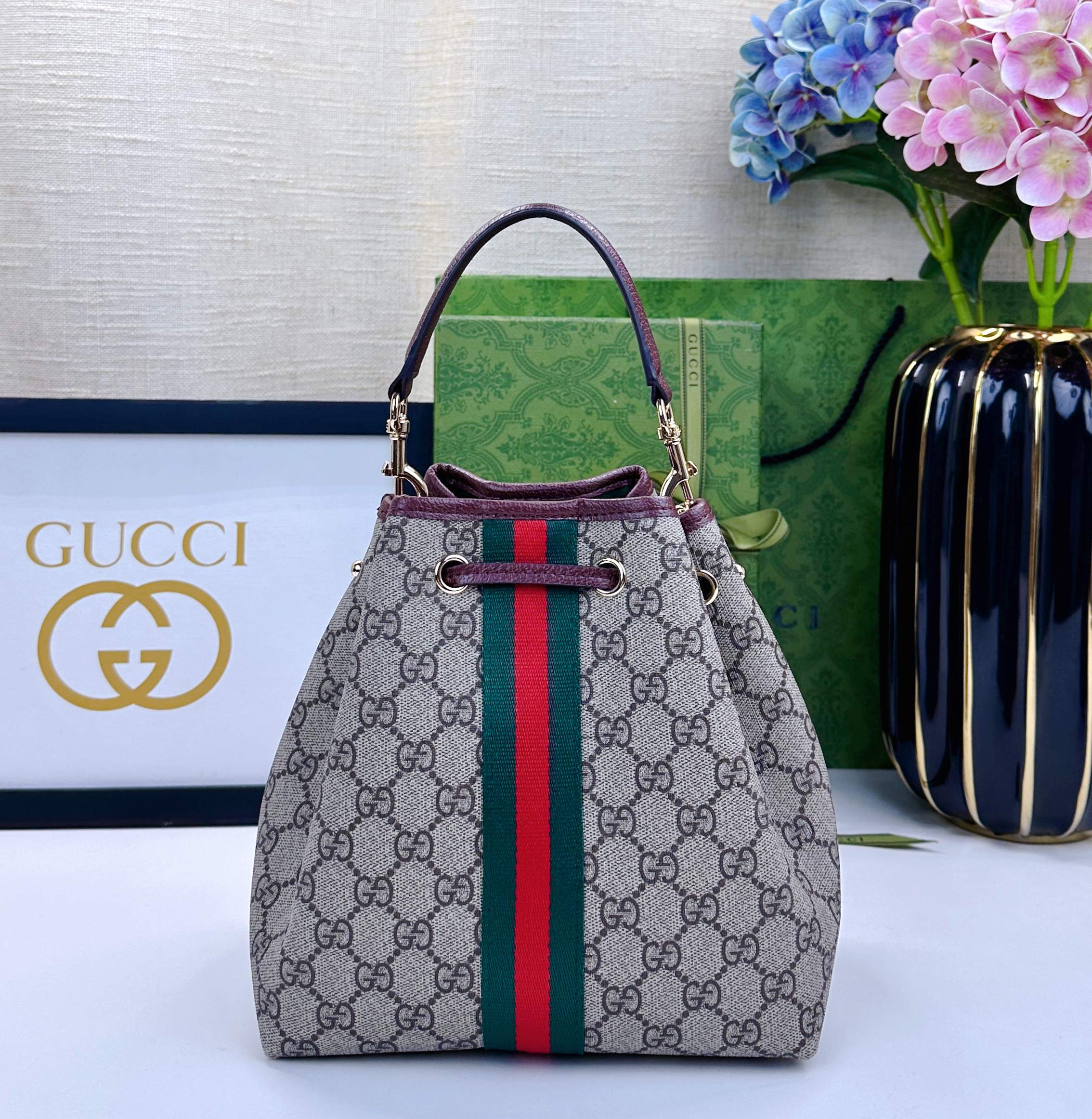 Ophidiaシリーズ スタイリッシュなトートバッグ・新しいデザイン