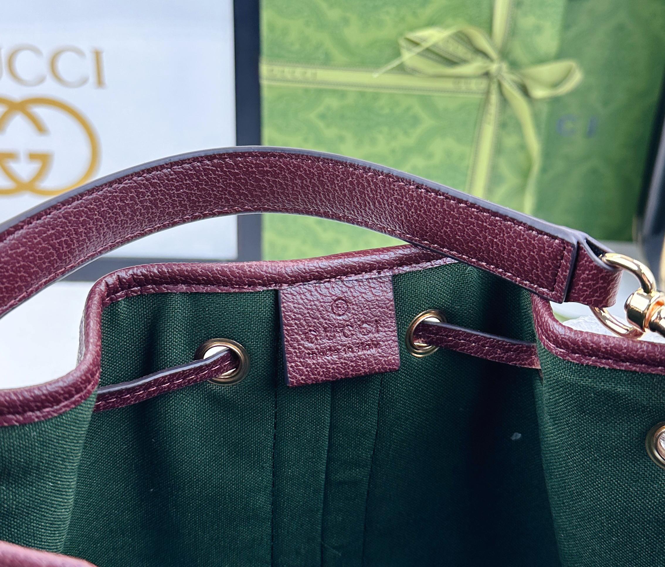 Ophidiaシリーズ スタイリッシュなトートバッグ・新しいデザイン