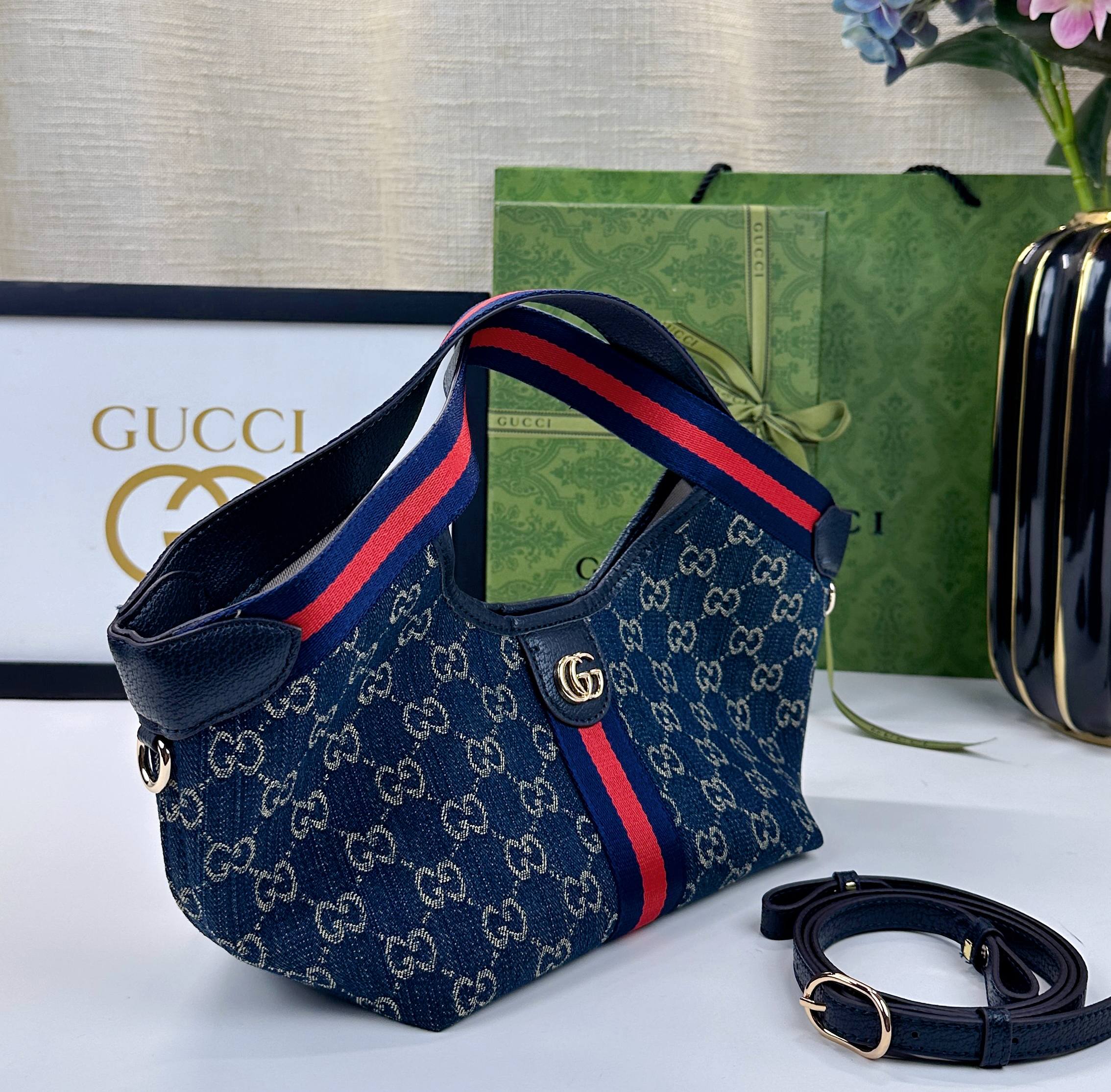 💰380   Gucci Giglio系列小号托特包于
