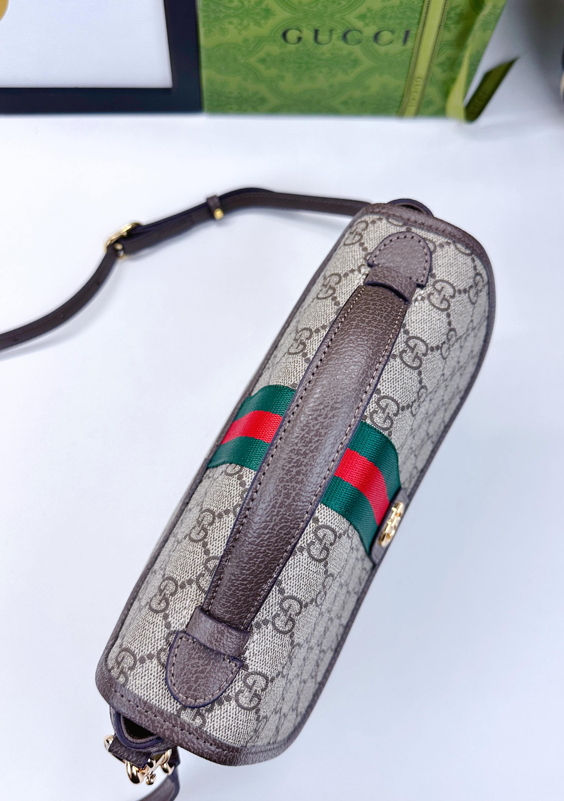 Ophidiaシリーズ新型ショルダーバッグ - 米色と深棕色のコンビネーション