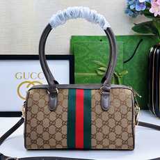 2026春夏系列全新上市。Gucci Borsetto系列名称巧妙融合意大利语“borsa”(手袋)和“ 2026春夏系列全新上市。Gucci Borsetto系列名称巧妙融合意大利语“borsa”(手袋)和“