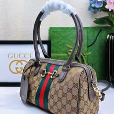 2026春夏系列全新上市。Gucci Borsetto系列名称巧妙融合意大利语“borsa”(手袋)和“ 2026春夏系列全新上市。Gucci Borsetto系列名称巧妙融合意大利语“borsa”(手袋)和“
