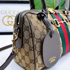 2026春夏系列全新上市。Gucci Borsetto系列名称巧妙融合意大利语“borsa”(手袋)和“ 2026春夏系列全新上市。Gucci Borsetto系列名称巧妙融合意大利语“borsa”(手袋)和“