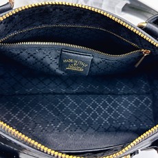 2026春夏系列全新上市。Gucci Borsetto系列名称巧妙融合意大利语“borsa”(手袋)和“ 2026春夏系列全新上市。Gucci Borsetto系列名称巧妙融合意大利语“borsa”(手袋)和“
