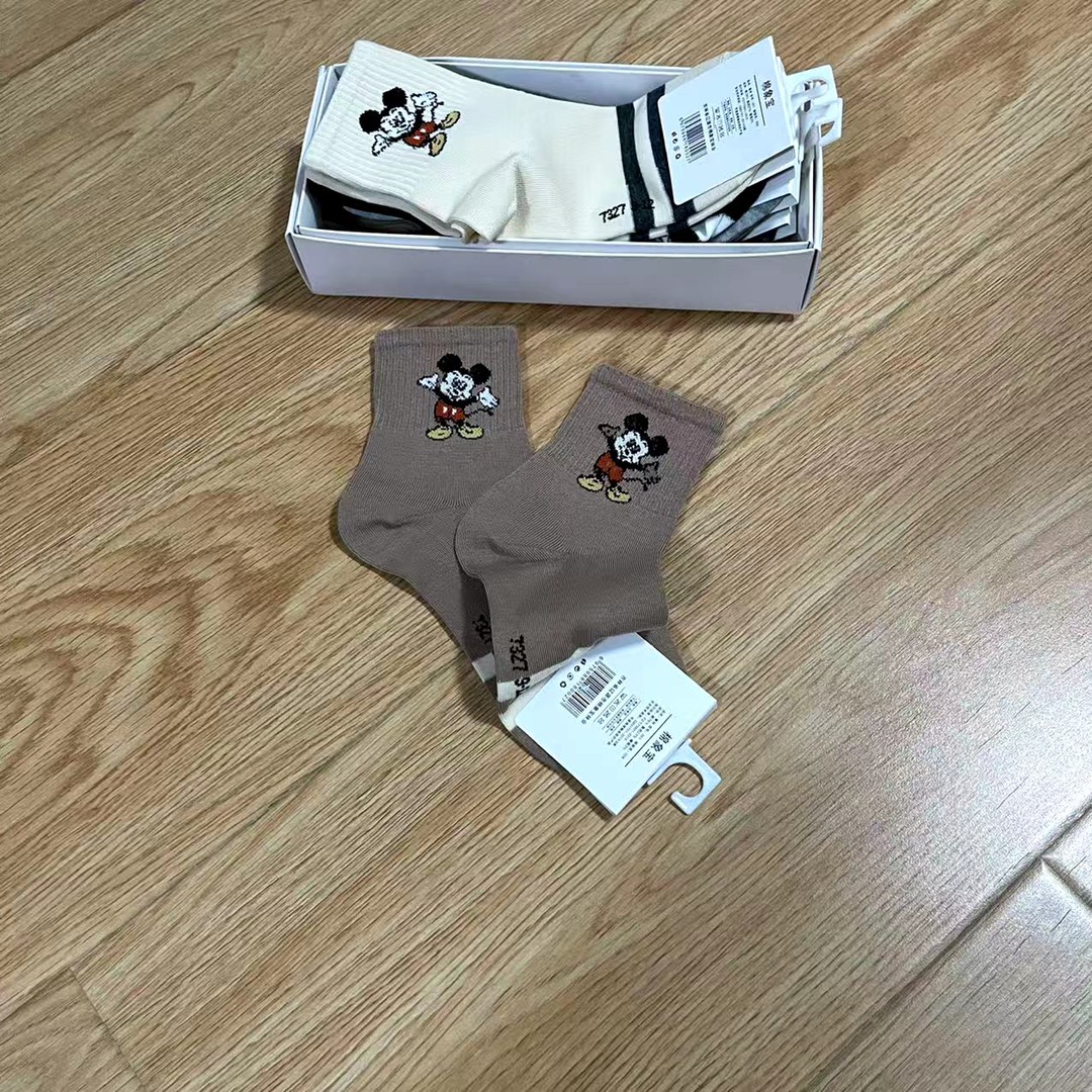 Mickey Cartoon Embroidery Stockings for Children: Super Sweet and Special Design! - 图片 4