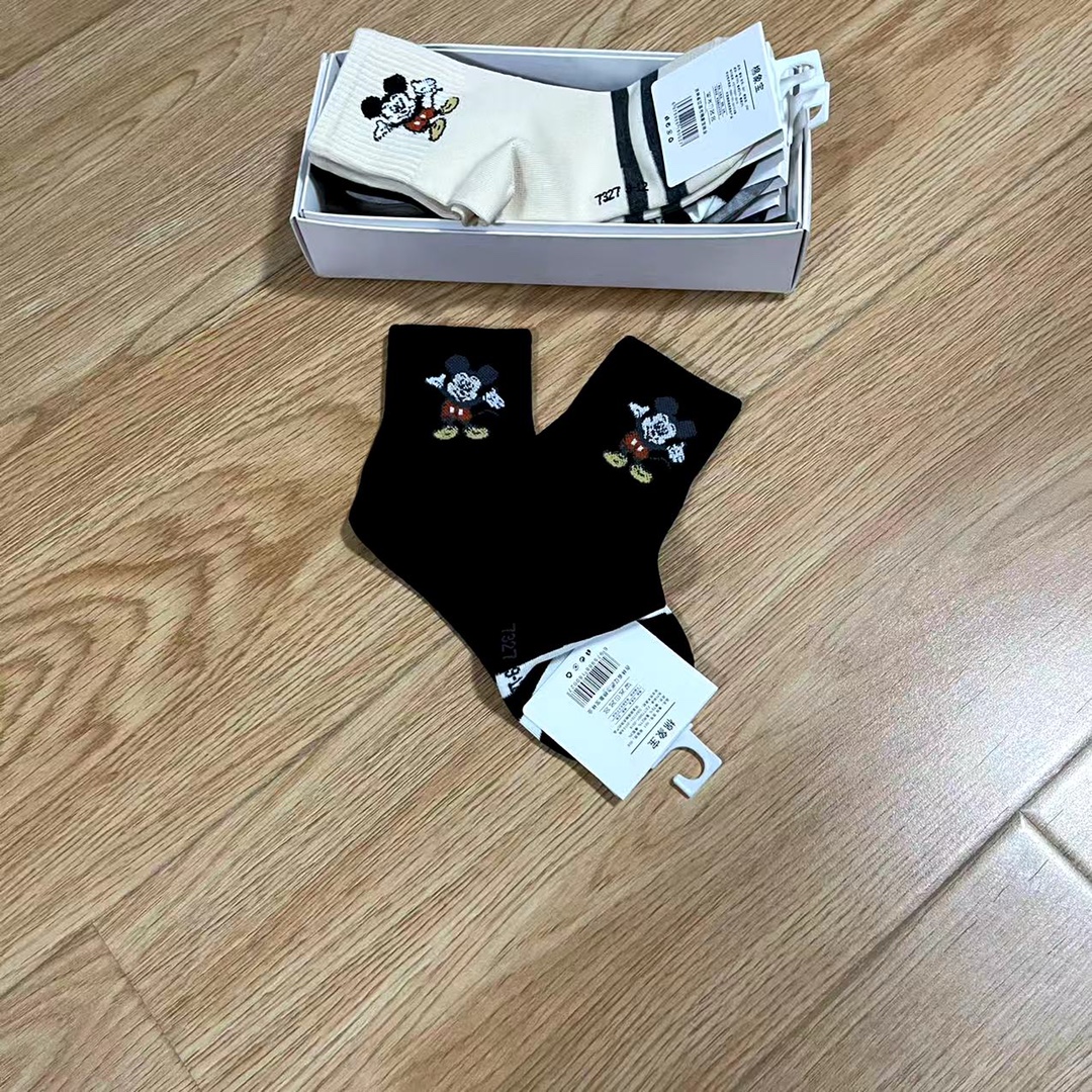 Mickey Cartoon Embroidery Stockings for Children: Super Sweet and Special Design! - 图片 9