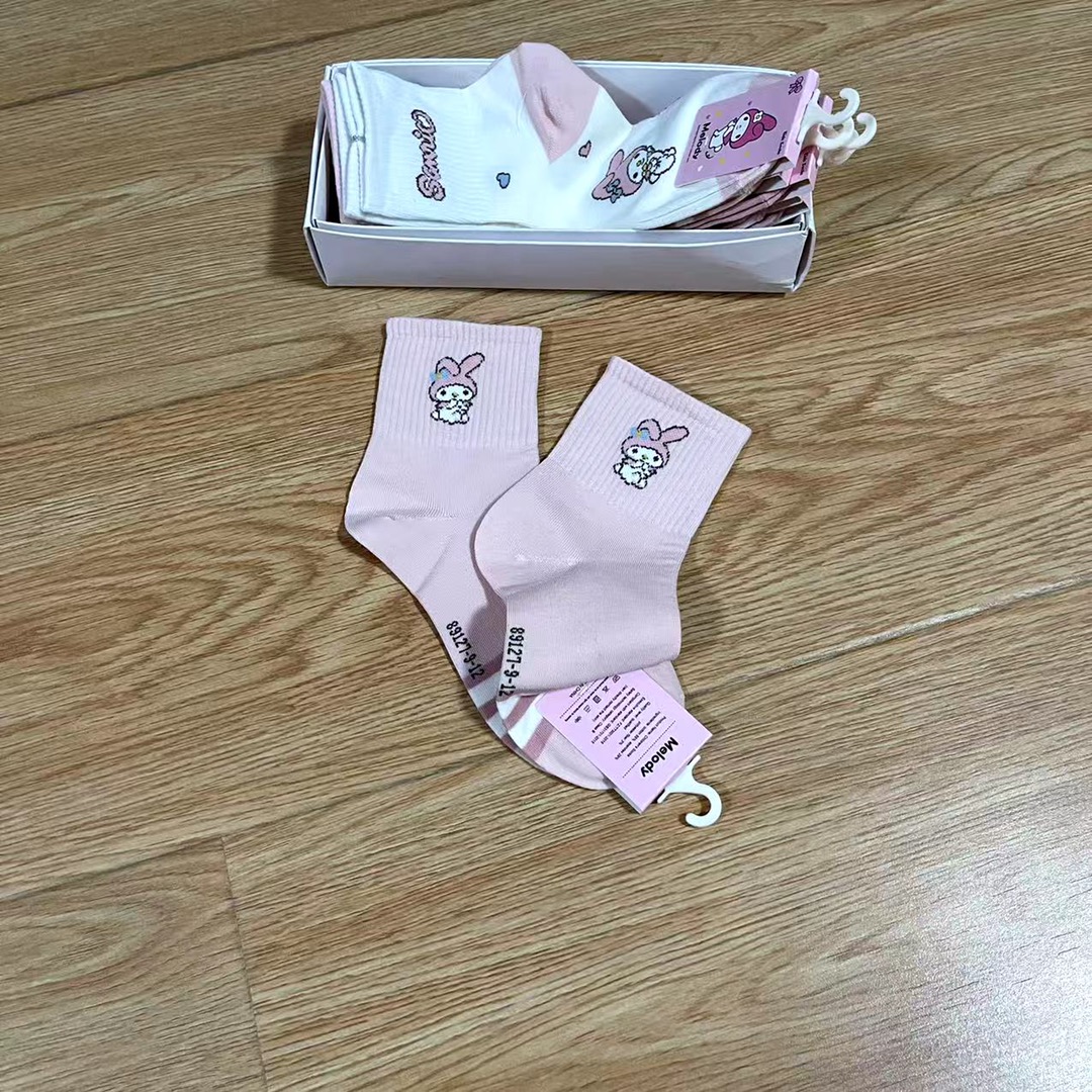 “Special Melody Embroidered Children’s Stockings: Best Wishes for New Year!” - 图片 7
