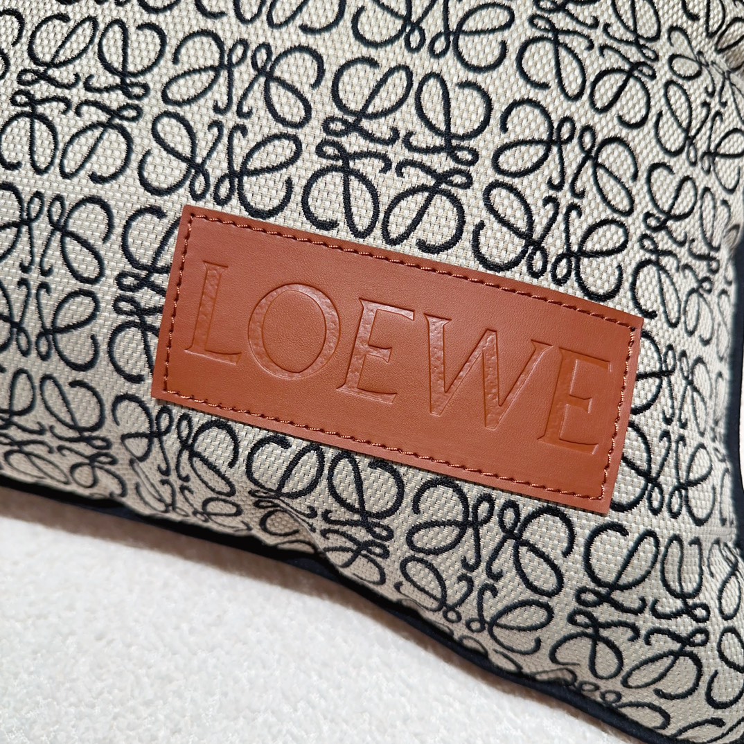 罗意威 Loewe 高定典藏名品高定成衣时装外套连衣裙衬衫T恤 #49754AE2 6