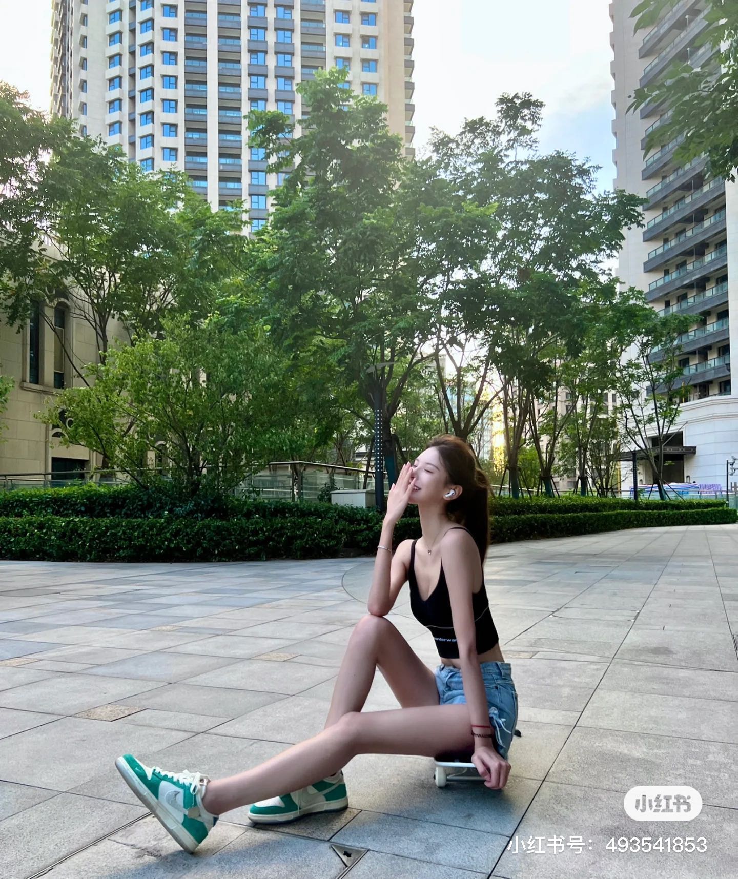 亚历山大麦昆 Alexander McQueen 高定典藏名品高定成衣时装外套连衣裙衬衫T恤 #6C0408F6 2