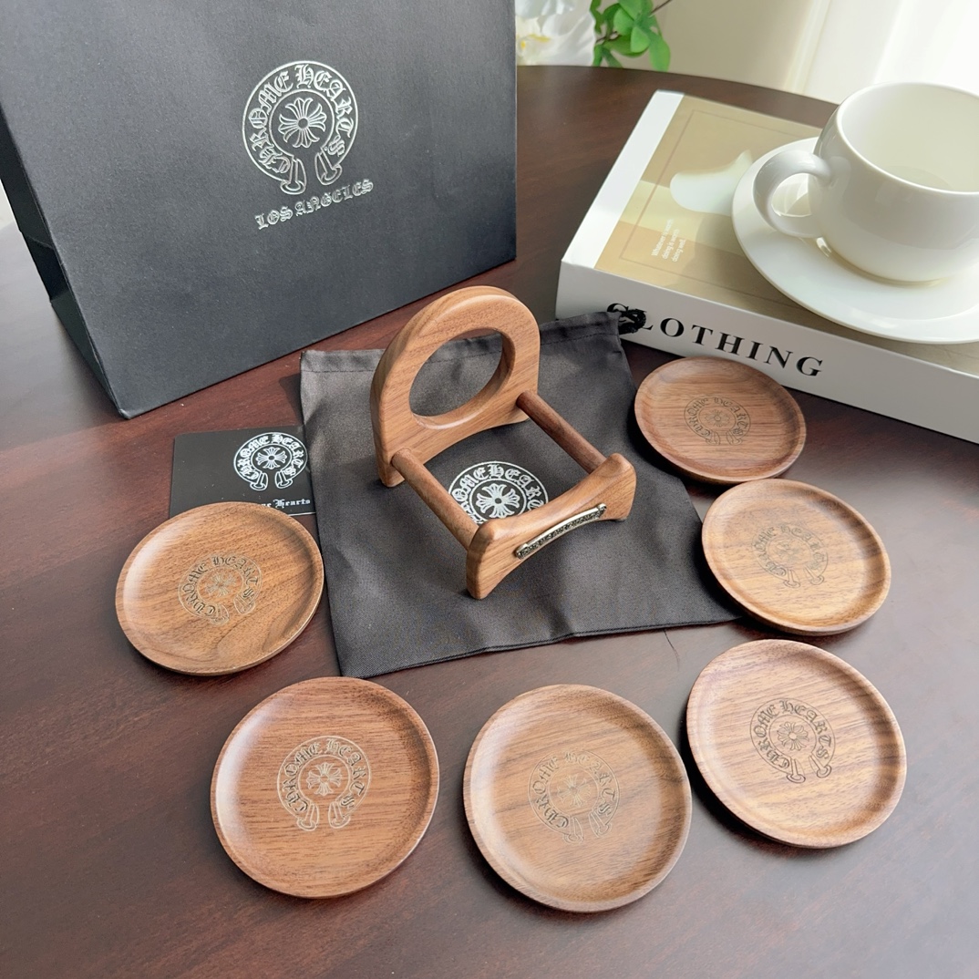 Crafted from rich black walnut, this Chrome Hearts coaster set - Comprehensive 2