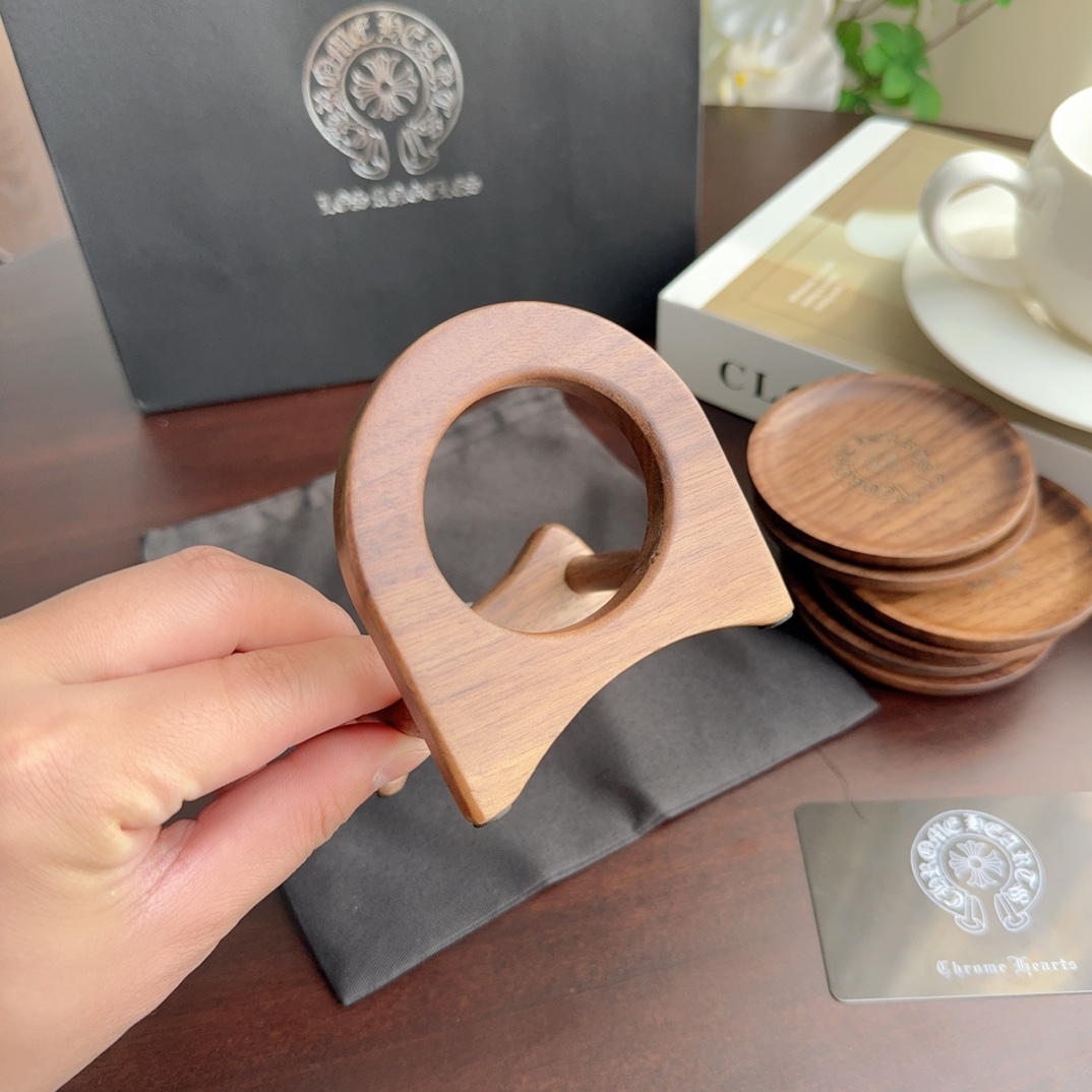 This set of six coasters features a substantial build designed to - Comprehensive 7