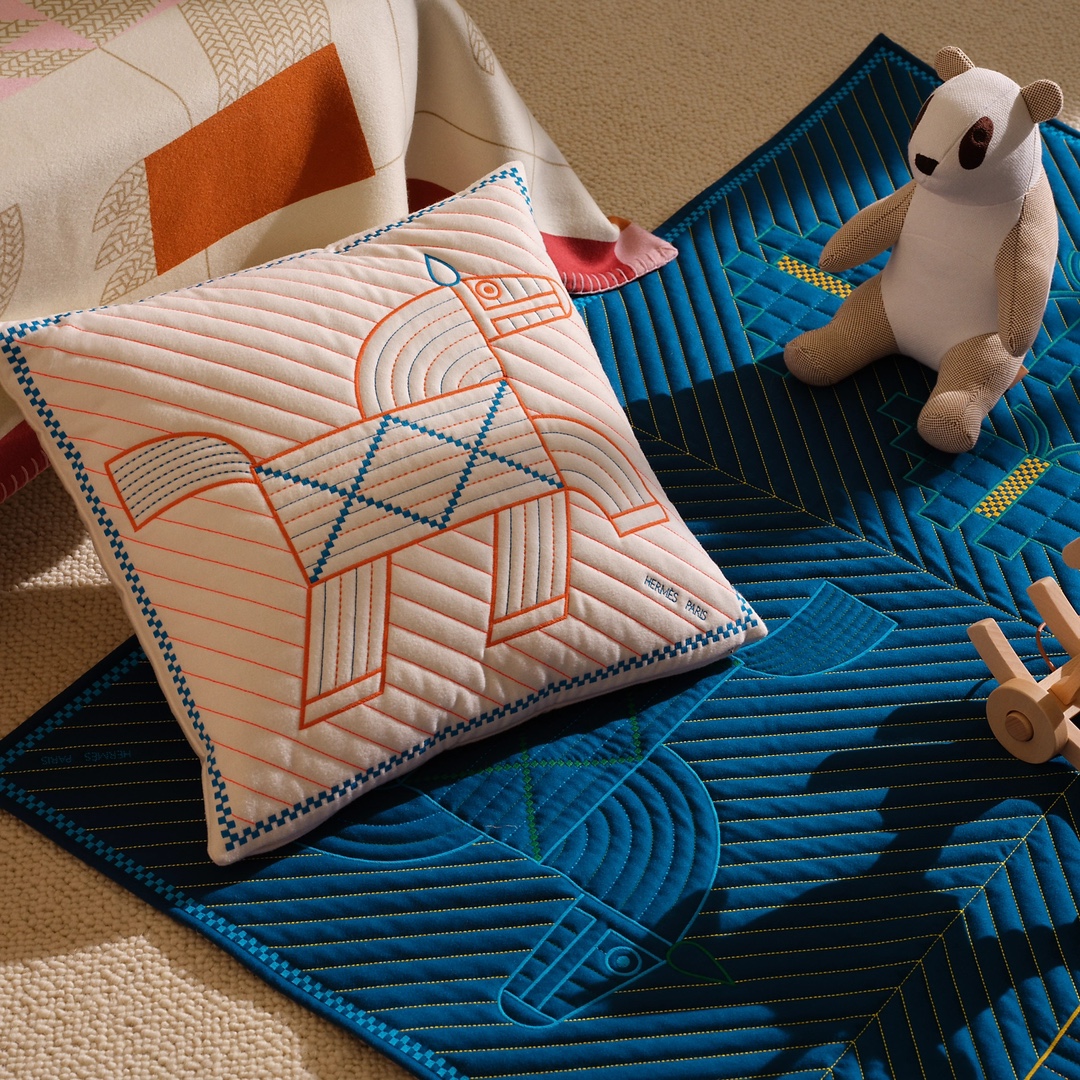Hermès Cushion - Comprehensive