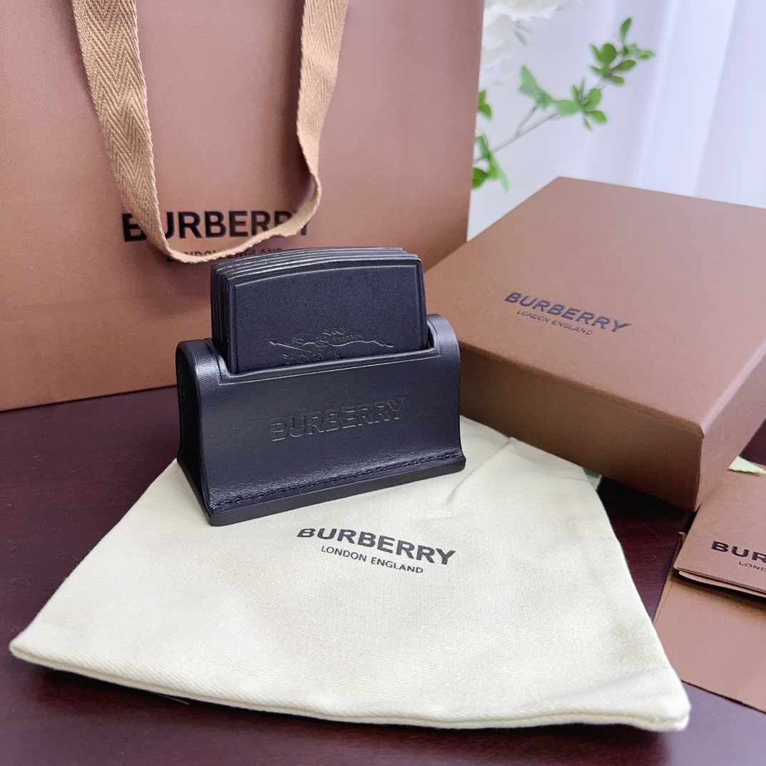 _dkl9s70tZlW8BYAaYsBHEyswS1hkB4HTDONgtqg