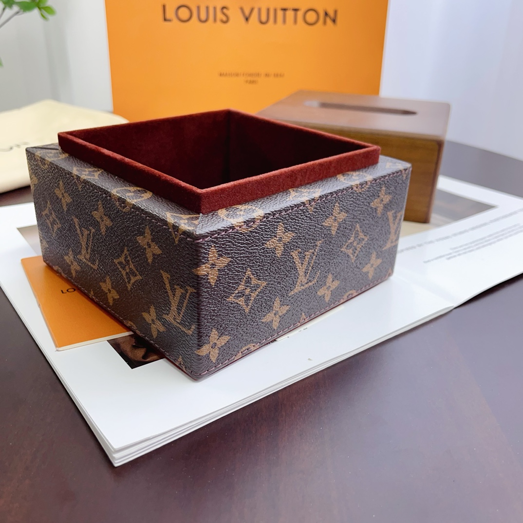 路易威登 Louis Vuitton 高级成衣风衣外套及大衣服饰 #9EE98219 4