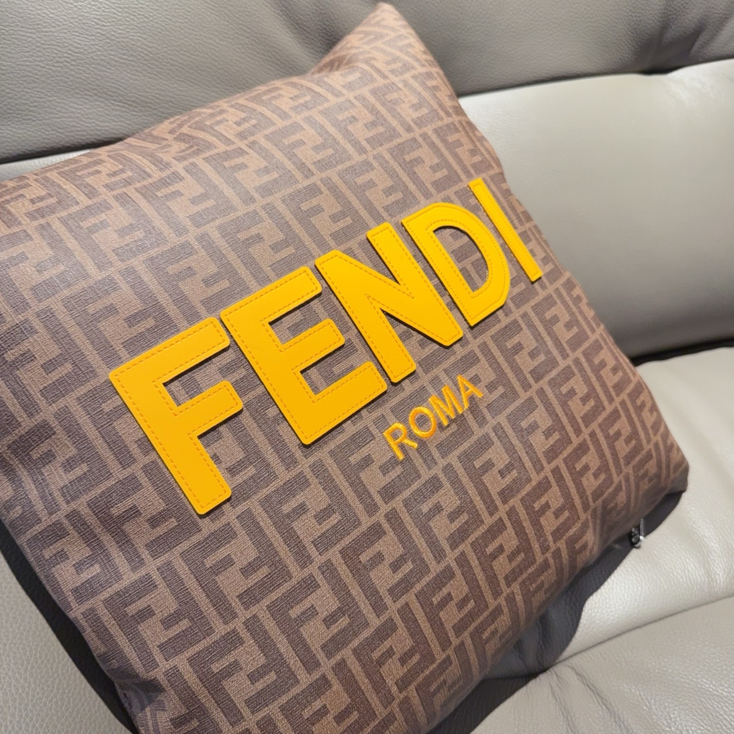 芬迪 Fendi 高定典藏名品高定成衣时装外套连衣裙衬衫T恤 #90F9A92D 2