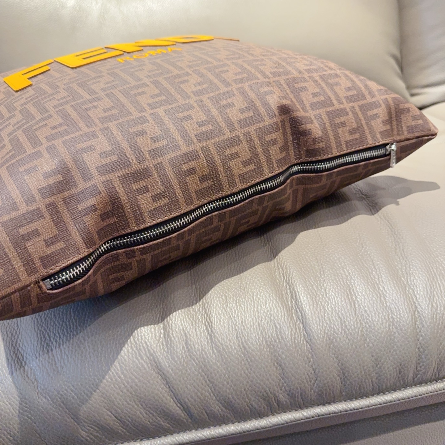 芬迪 Fendi 高定典藏名品高定成衣时装外套连衣裙衬衫T恤 #90F9A92D 6
