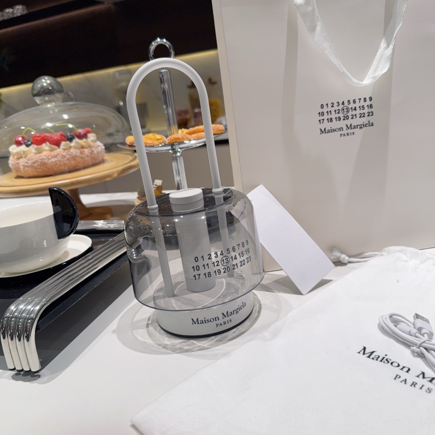 马吉拉 Maison Margiela 高定典藏名品高定成衣时装外套连衣裙衬衫T恤 #0CF66A74 3