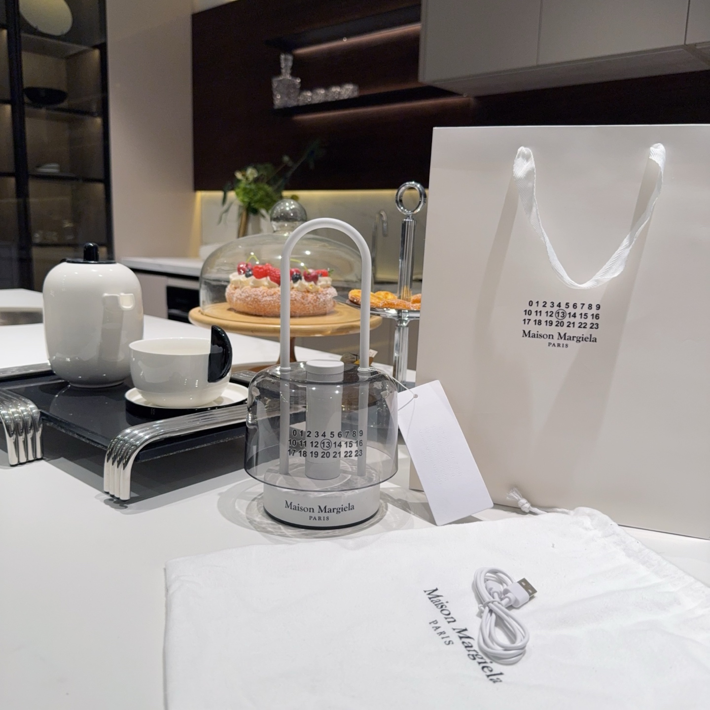 马吉拉 Maison Margiela 高定典藏名品高定成衣时装外套连衣裙衬衫T恤 #0CF66A74 2