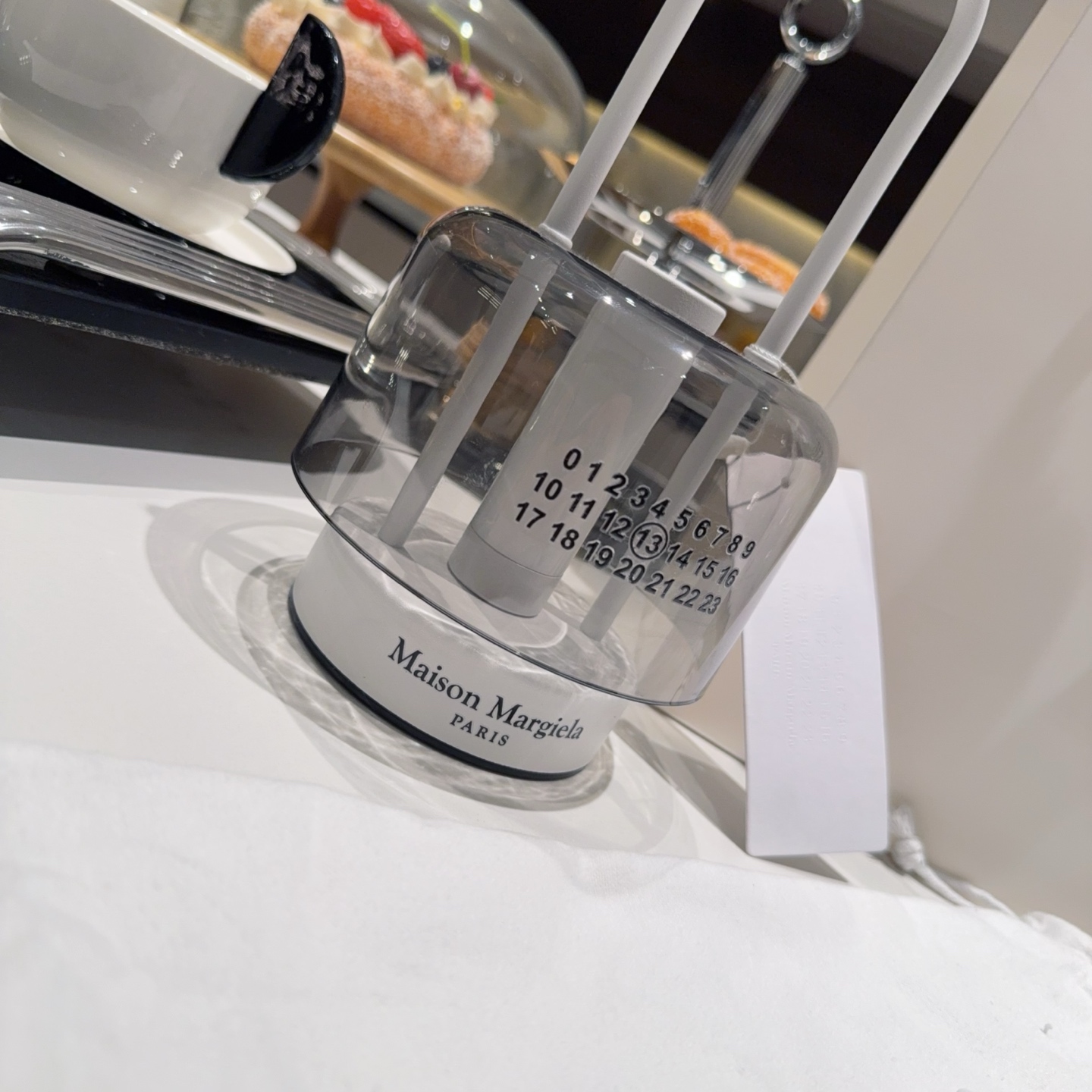 马吉拉 Maison Margiela 高定典藏名品高定成衣时装外套连衣裙衬衫T恤 #0CF66A74 5
