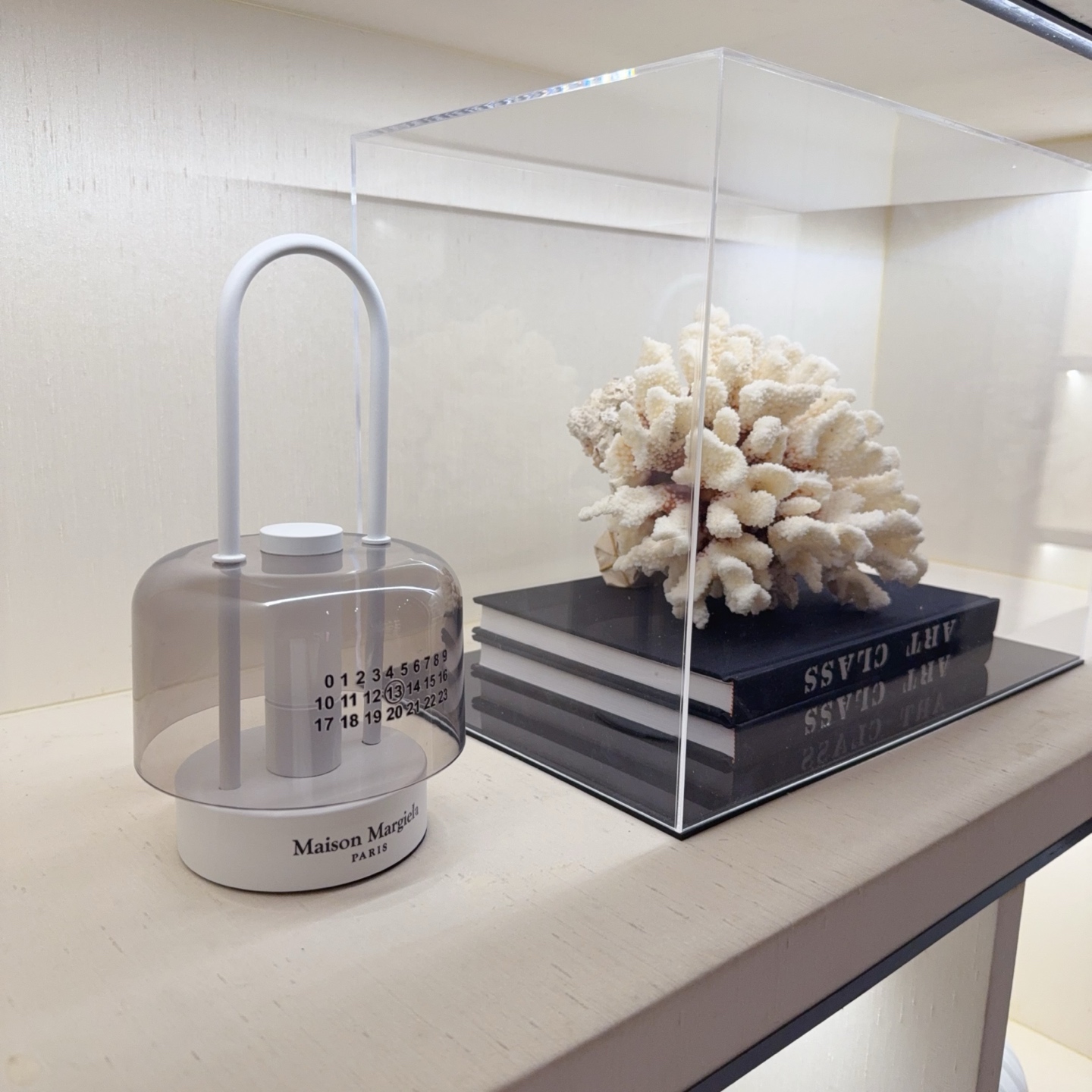 马吉拉 Maison Margiela 高定典藏名品高定成衣时装外套连衣裙衬衫T恤 #C03DBA95 8