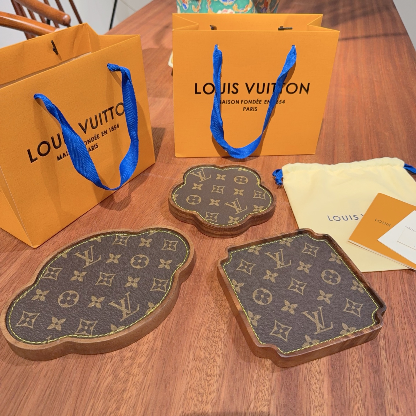 把奢侈品搬进茶席,LV中古老花三款壶承封神 3