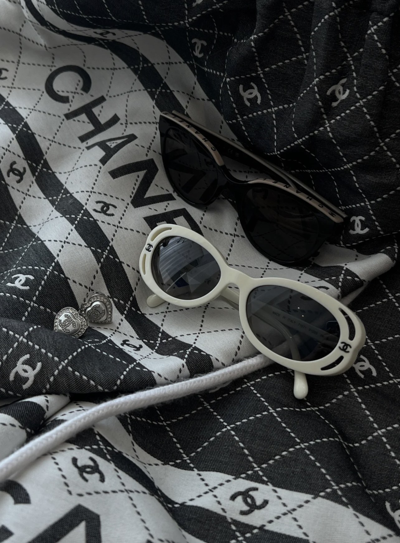Silk-blend double-knit, exceptionally lightweight! - Bag 9