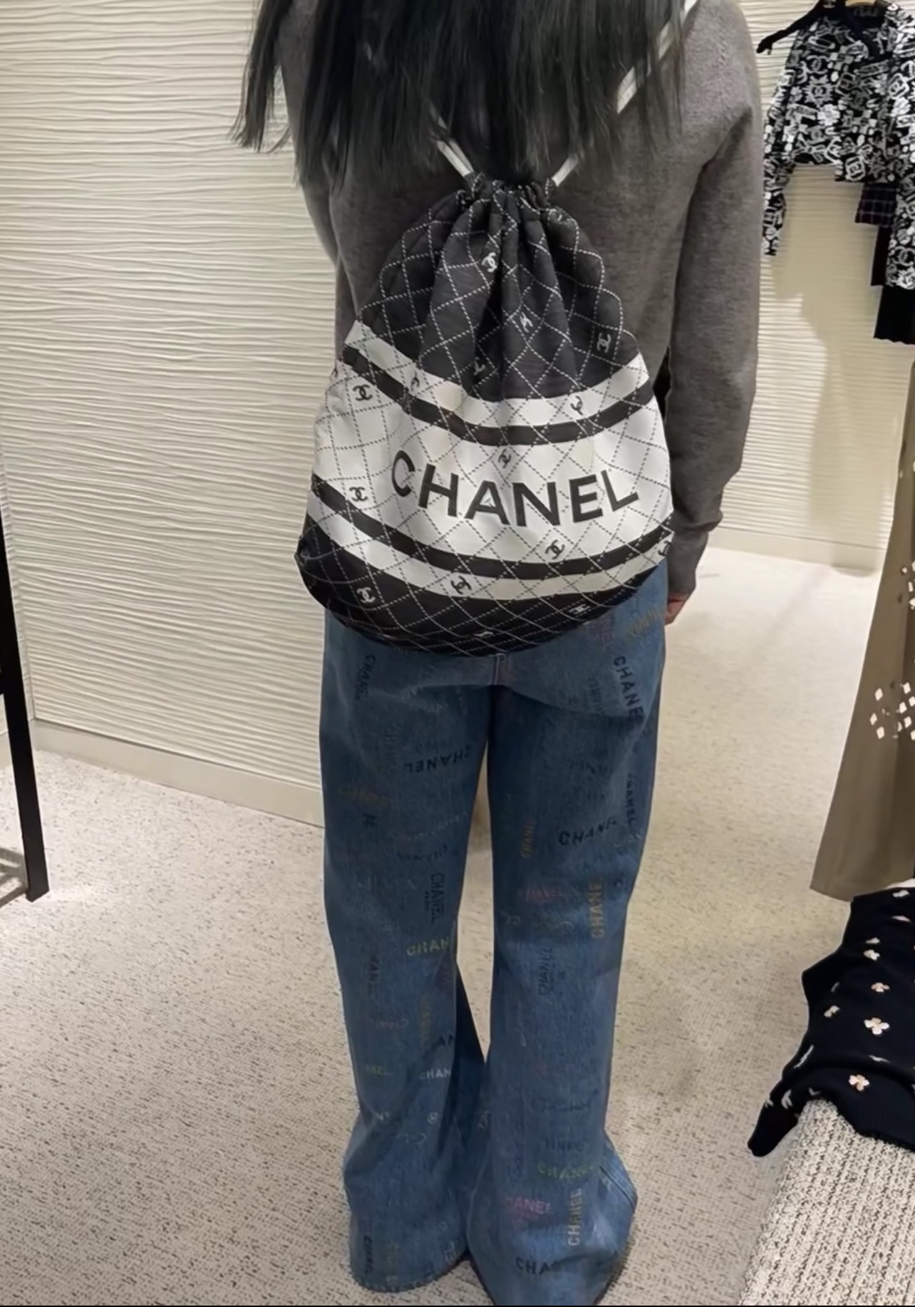 Let me carry this bag and meet the beach - Bag 9