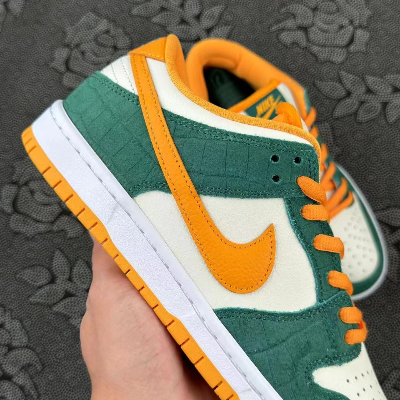 699 💰 Nike Dunk SB Low Pro