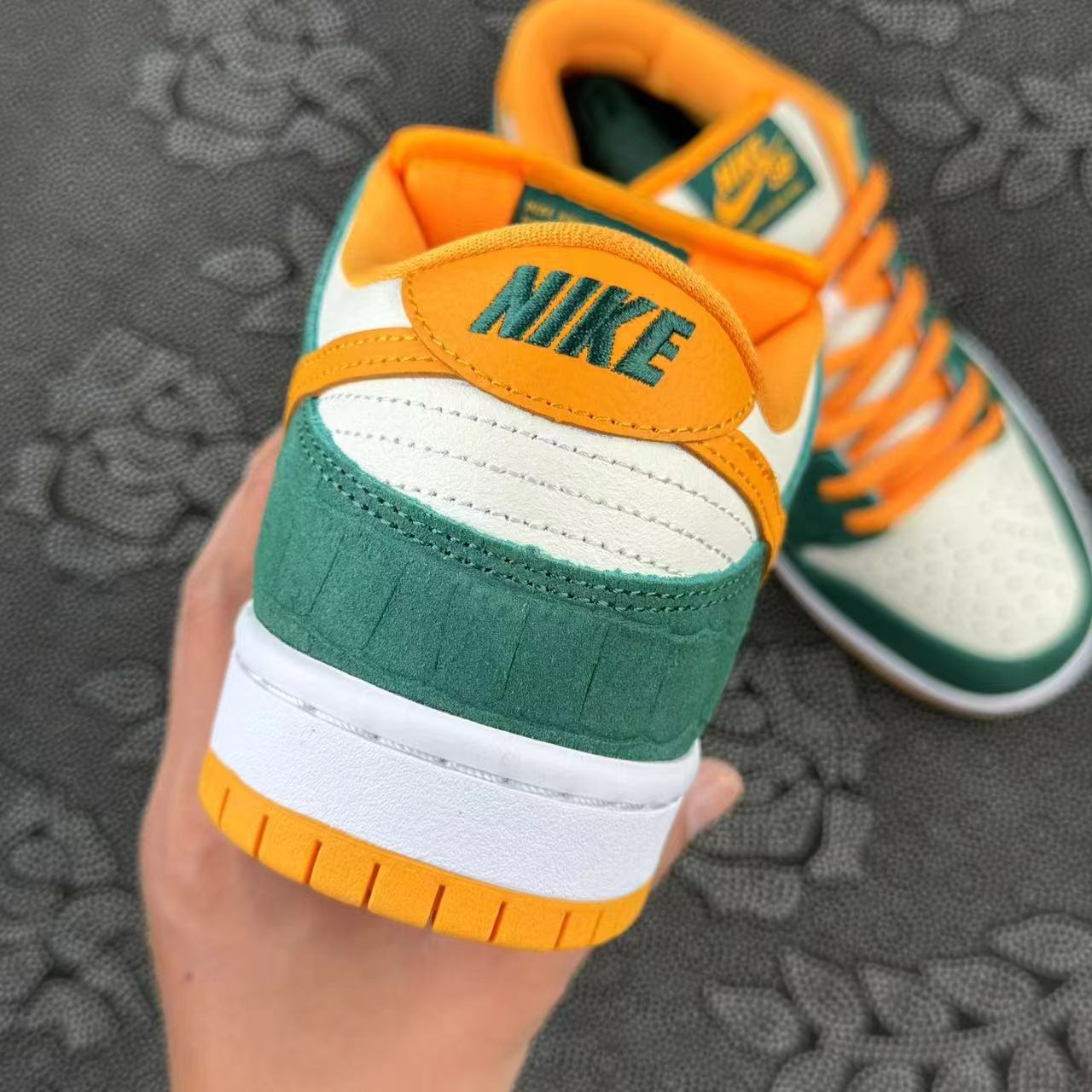 699 💰 Nike Dunk SB Low Pro