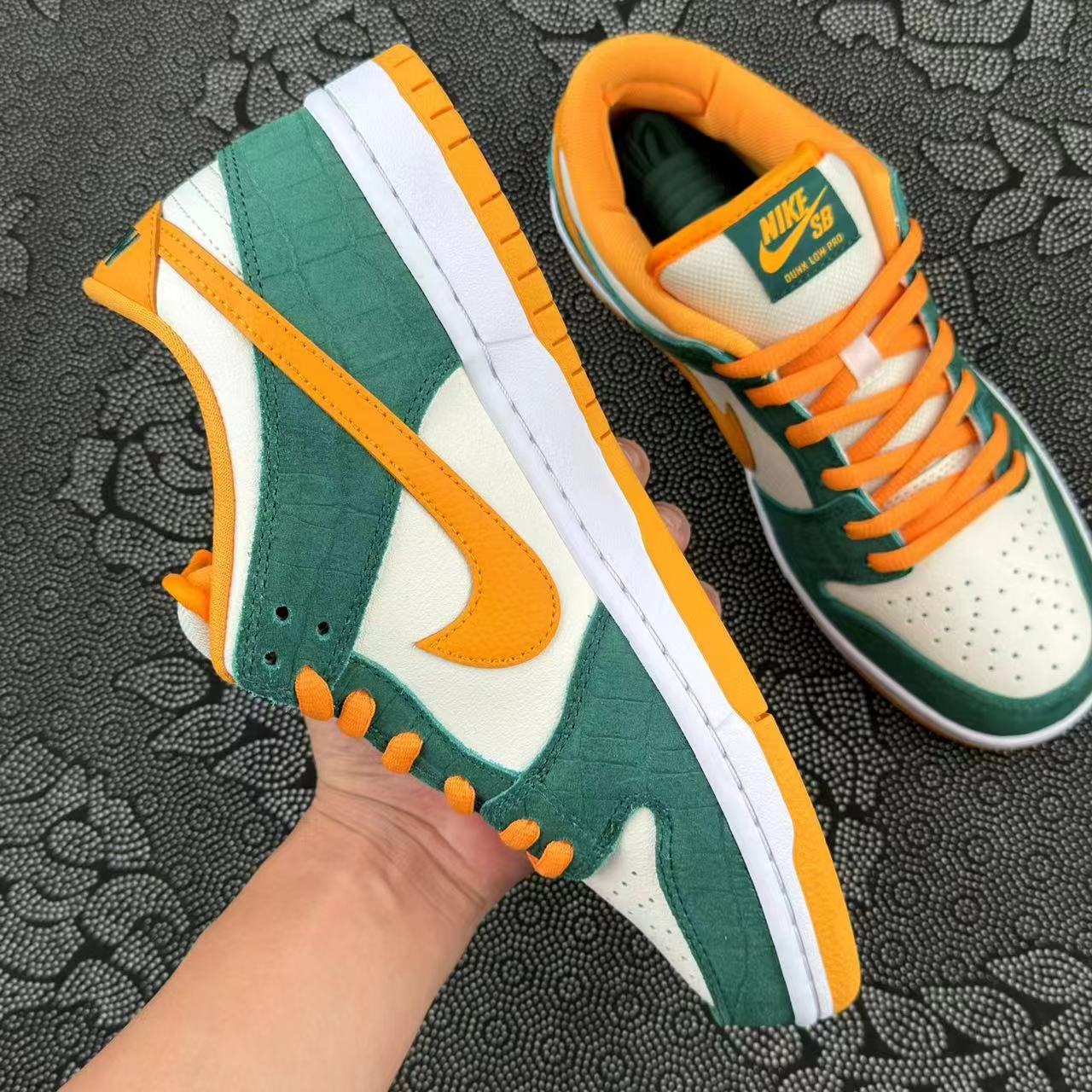 699 💰 Nike Dunk SB Low Pro