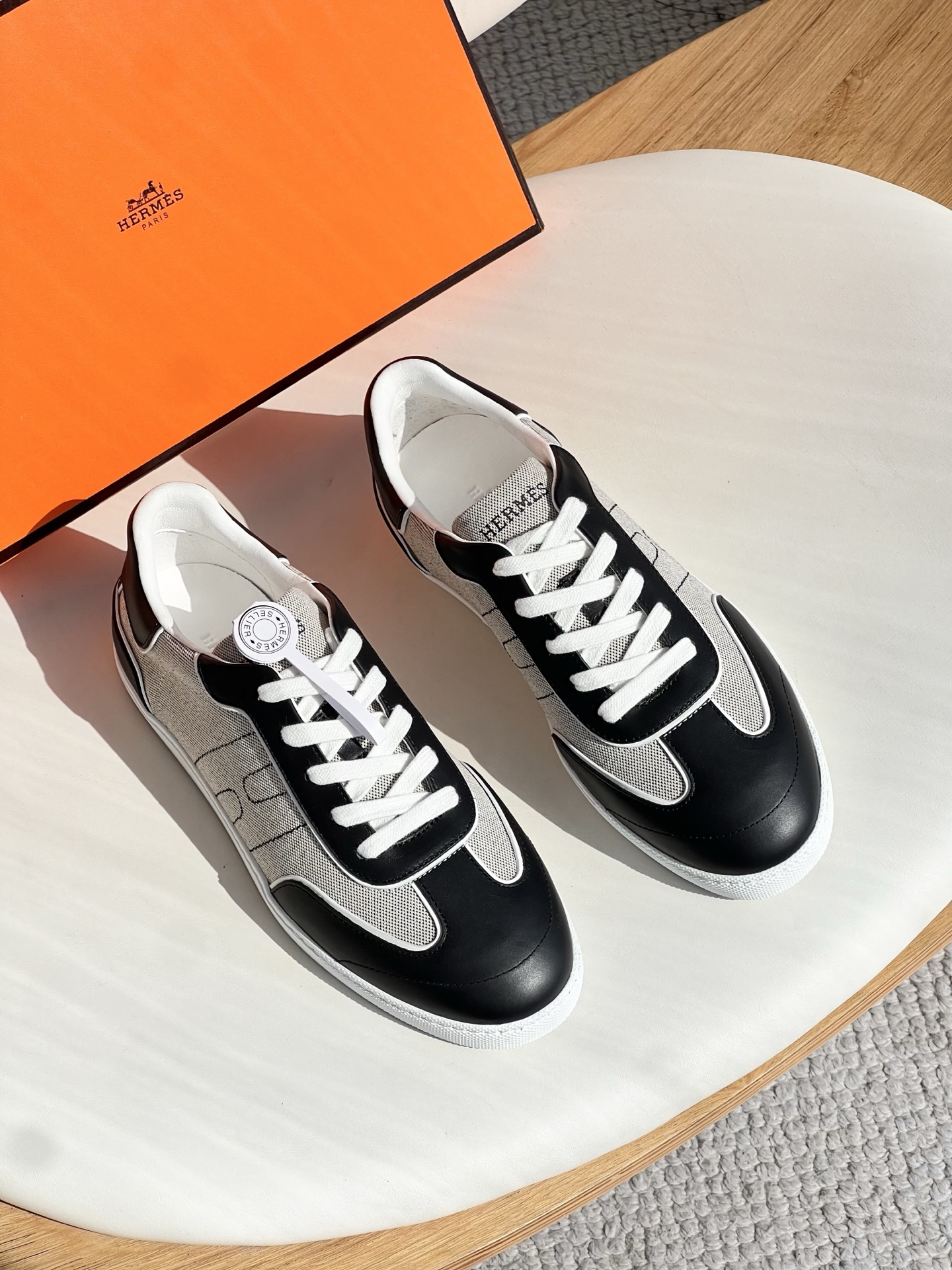 _dmX9sMcERN1aycaGPfvsvBoUvT_kZBrTh-C4nYg