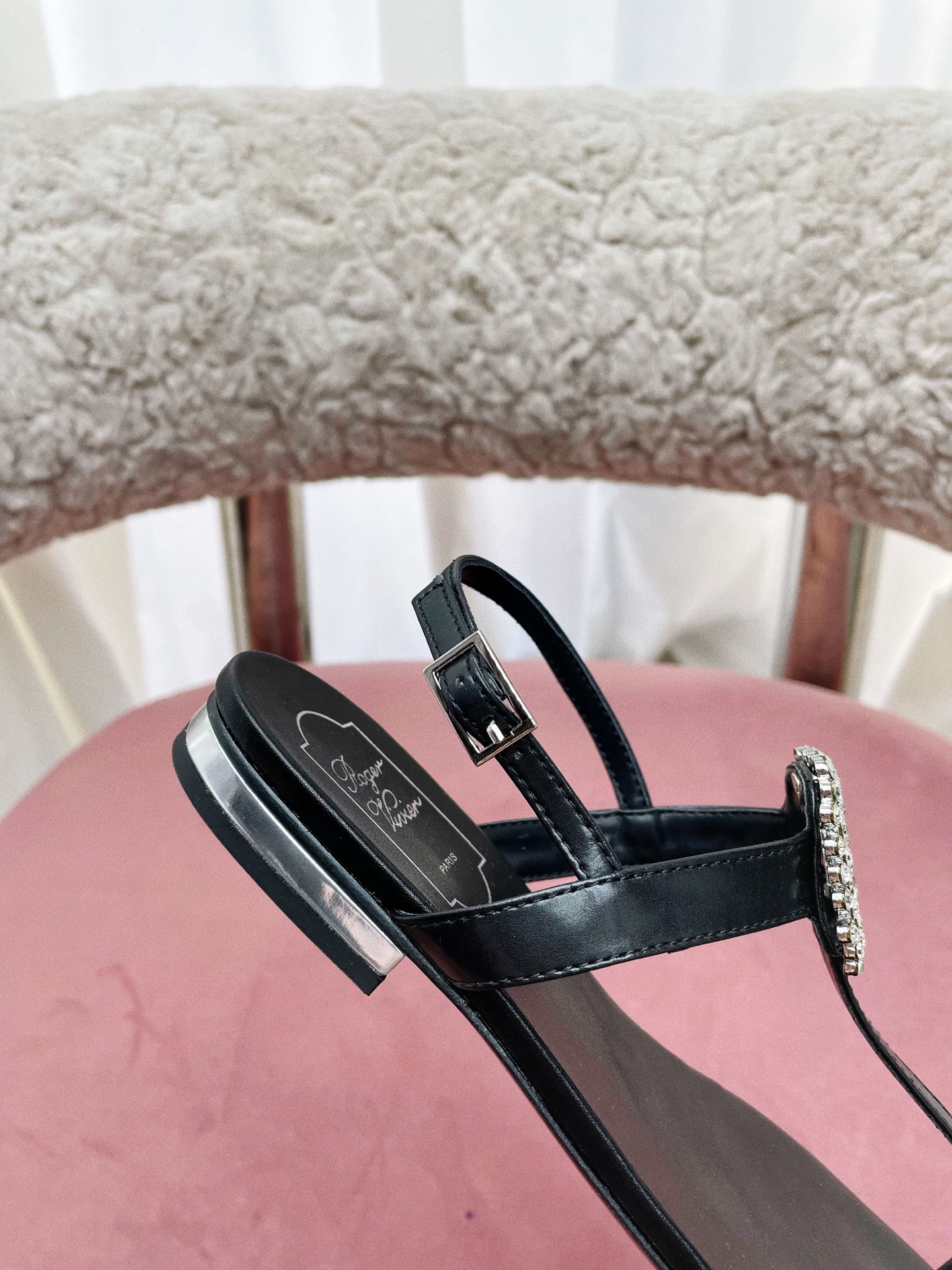 “European Style Parisian Sandals: Vintage, Comfortable, Elegant with Italian Leather Soles and Custom Metal Buttons” - 图片 7