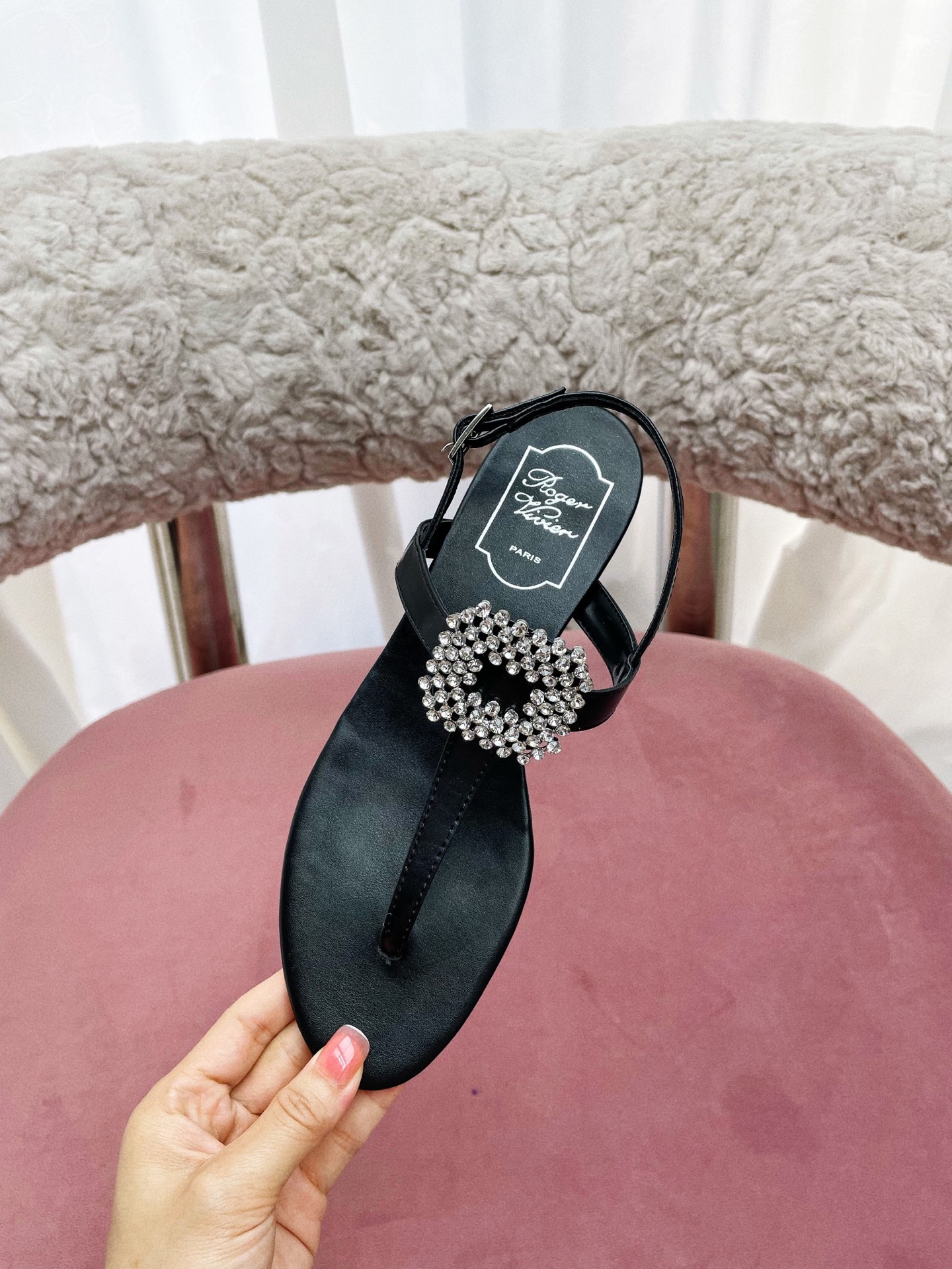 “European Style Parisian Sandals: Vintage, Comfortable, Elegant with Italian Leather Soles and Custom Metal Buttons” - 图片 4