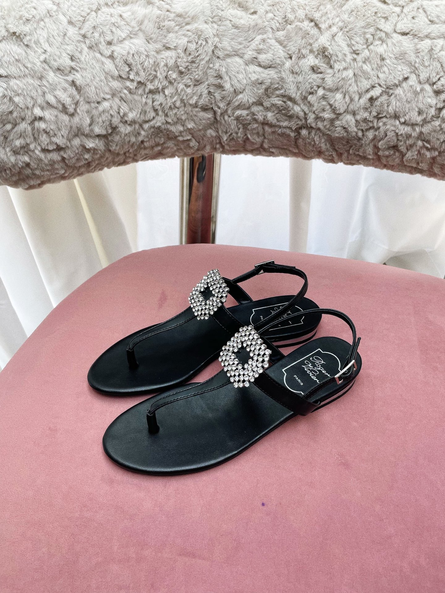 “European Style Parisian Sandals: Vintage, Comfortable, Elegant with Italian Leather Soles and Custom Metal Buttons” - 图片 2