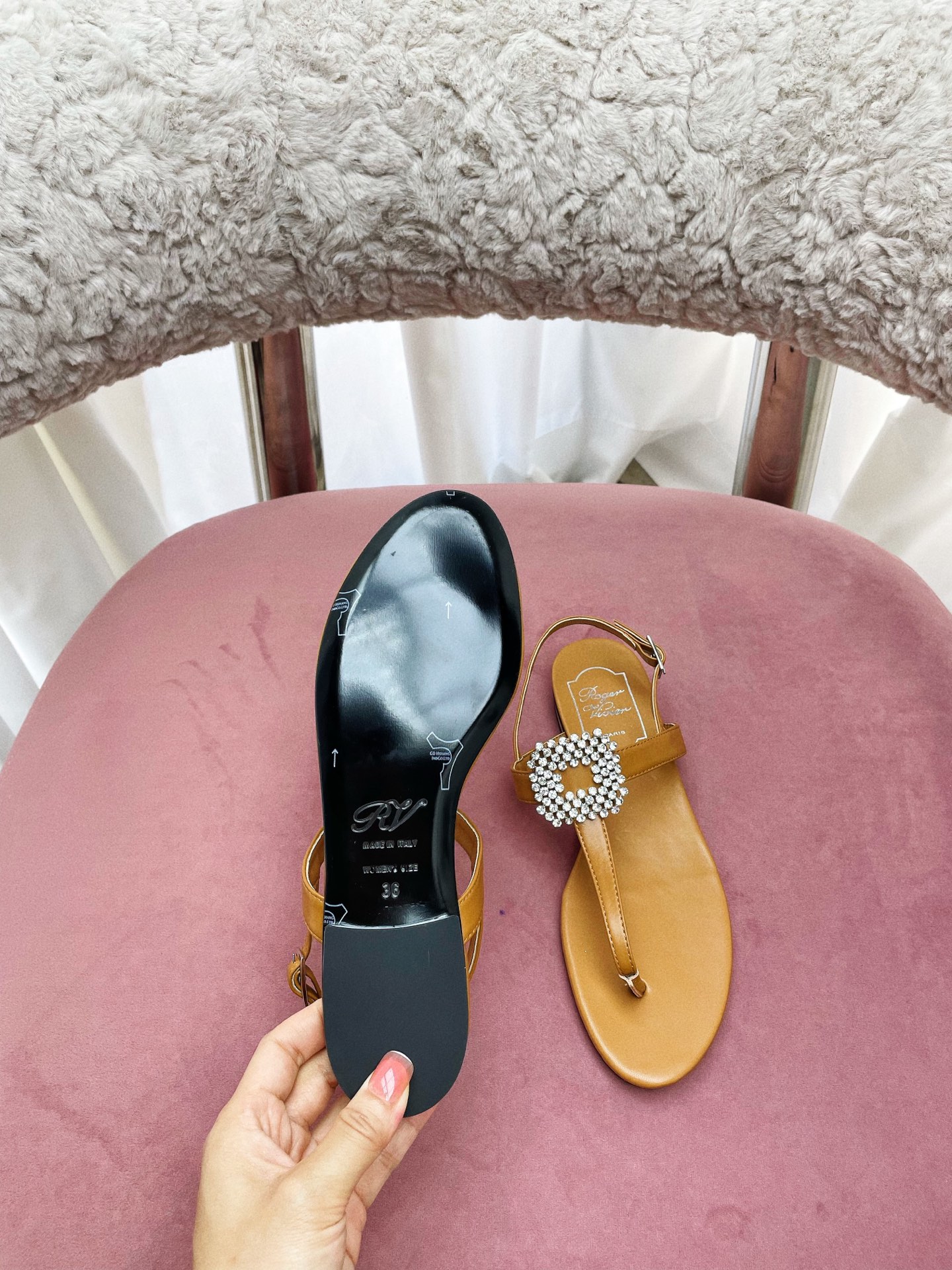 “European Style Parisian Sandals with Square Diamond Detail – Vintage Comfort and Elegance, Custom Italian Leather” - 图片 9